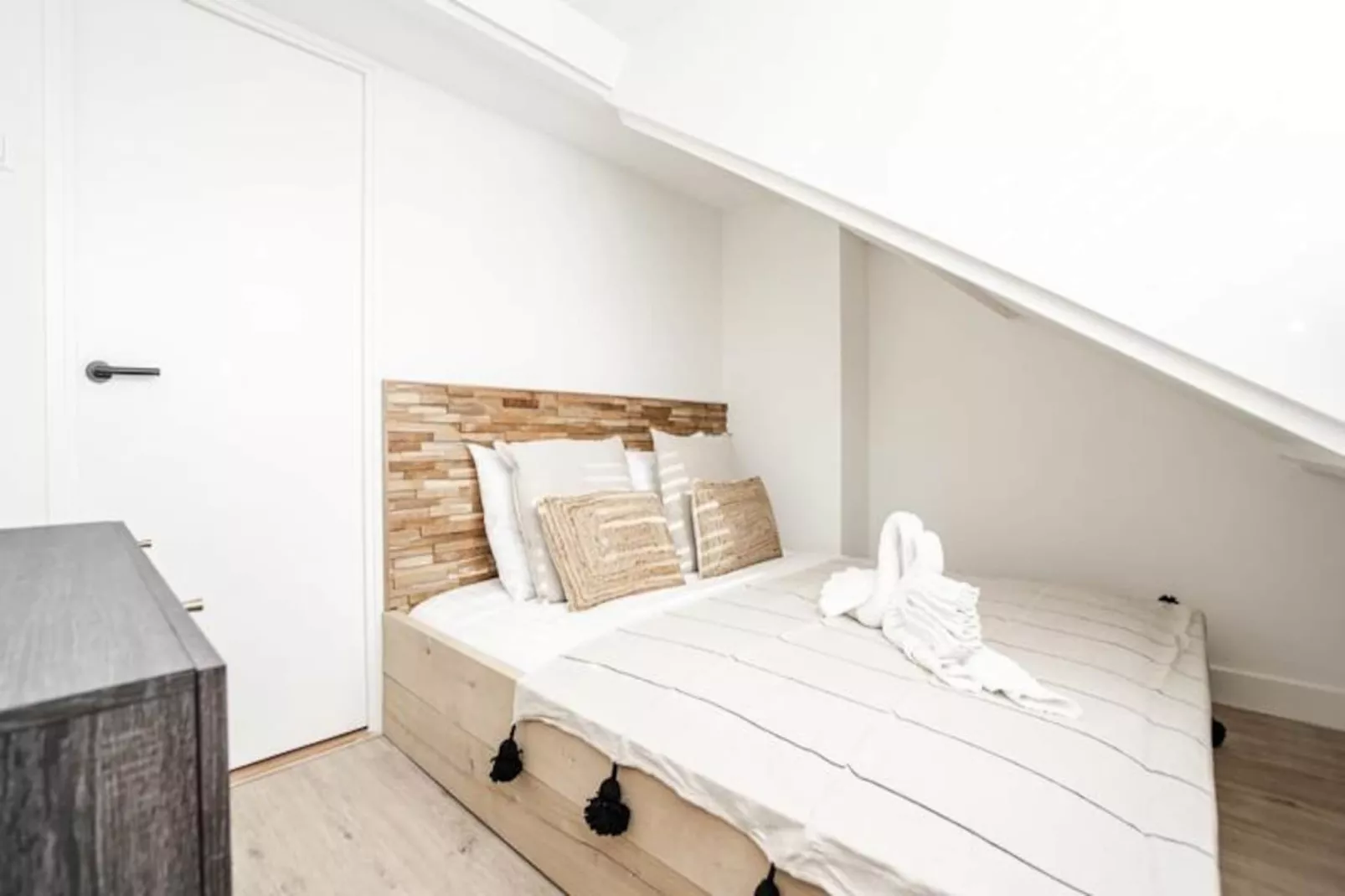 Yucca Beachhouse - Luxury Loft Apartment-Niet-getagd