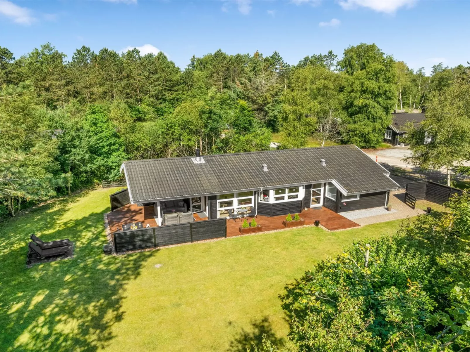 "Arny" - 1.5km from the sea-Buiten