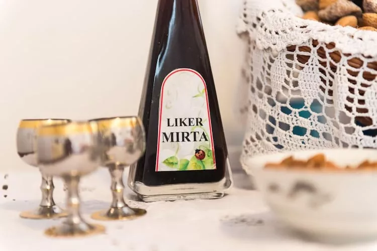 Guest House Kola - Double Room with Terrace-Binnen