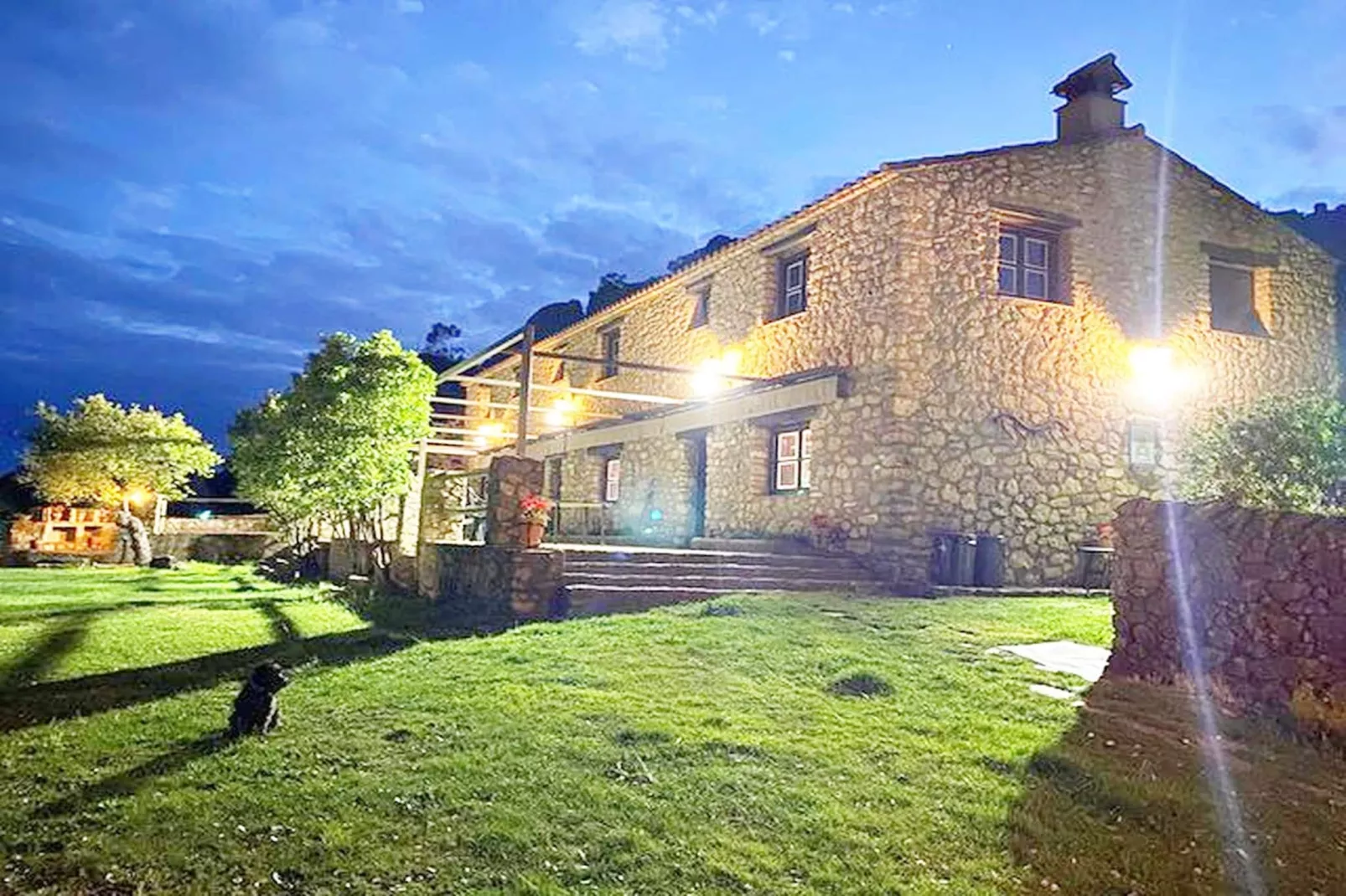 Casa Rural Virgen de la cabeza-Buitenkant zomer