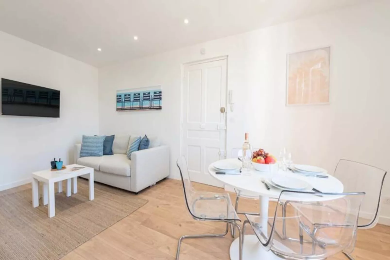 Résidence Cannes 2p Proche Centre-Niet-getagd