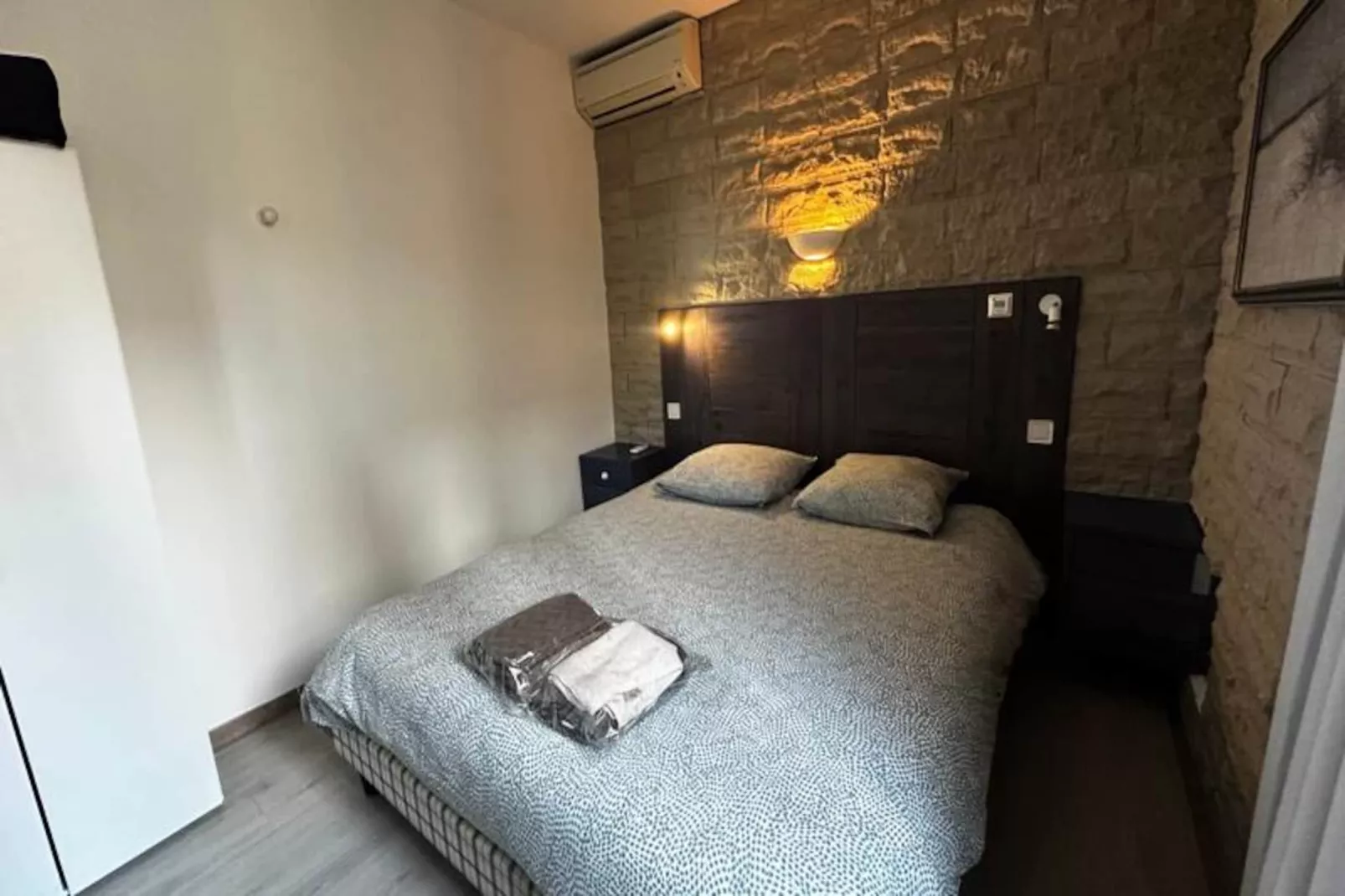 Résidence  Maisonnette De Plage Sur Les Toits: Appart 1 Chambre 1 Mezzanine Avec Vue-Niet-getagd