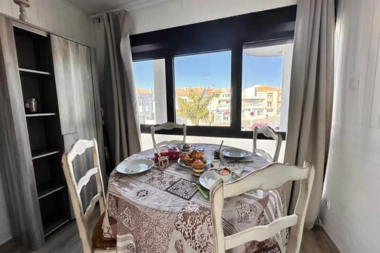 Résidence L'escapade Sal&eacute;e - A 100 M&egrave;tres De La Plage Et En Plein Coeur De Ville-Niet-getagd