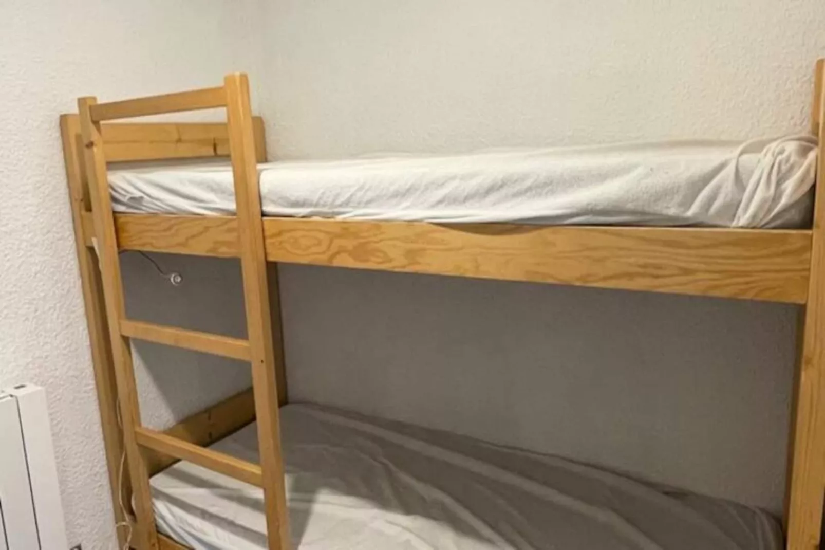 Résidence Roche Mantel-Niet-getagd