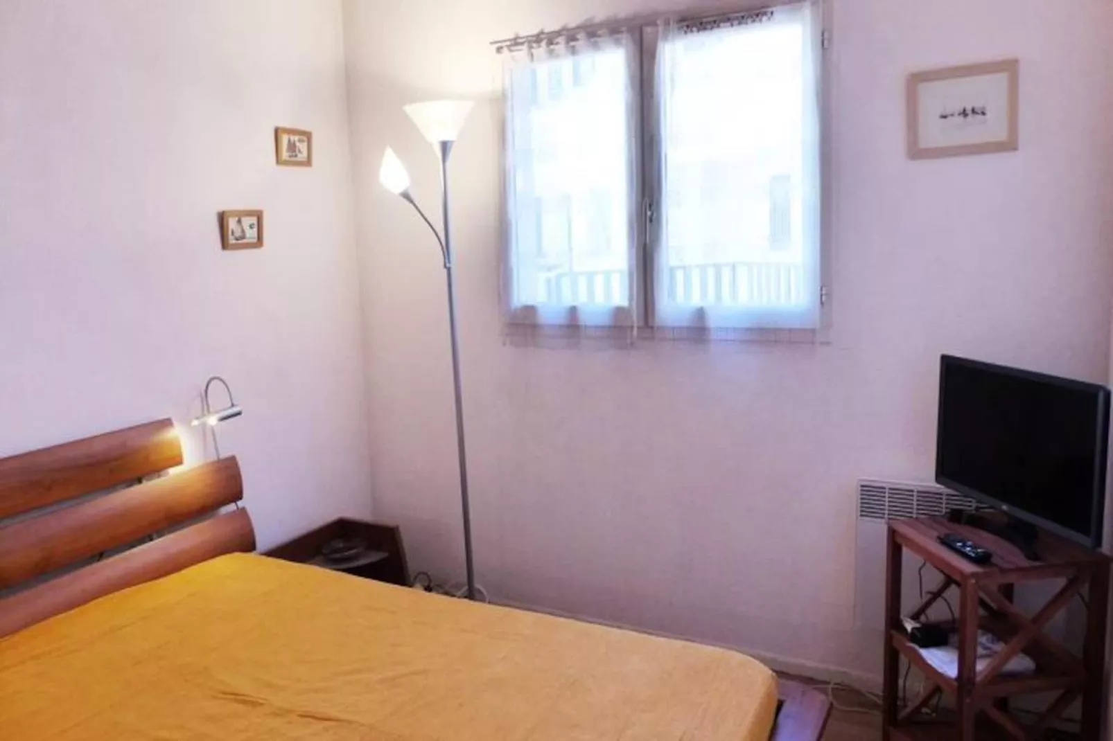 Résidence Terrasses Notre Dame Du Port-Niet-getagd