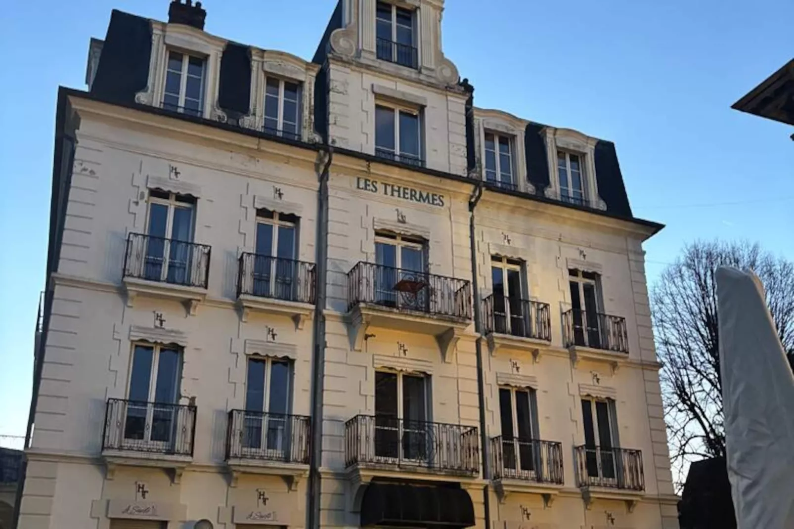 Résidence Garden & City Luxeuil-les-Bains - Le Métropole***-Niet-getagd