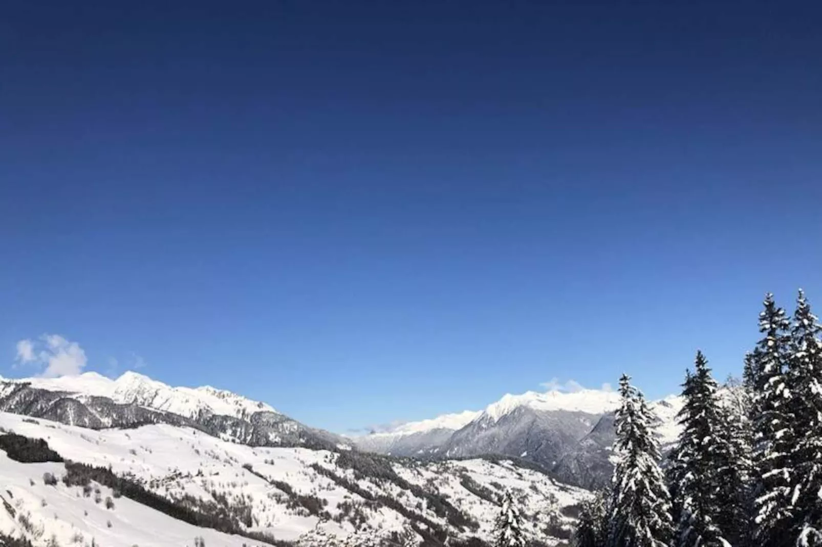 Résidence Gollet-Niet-getagd