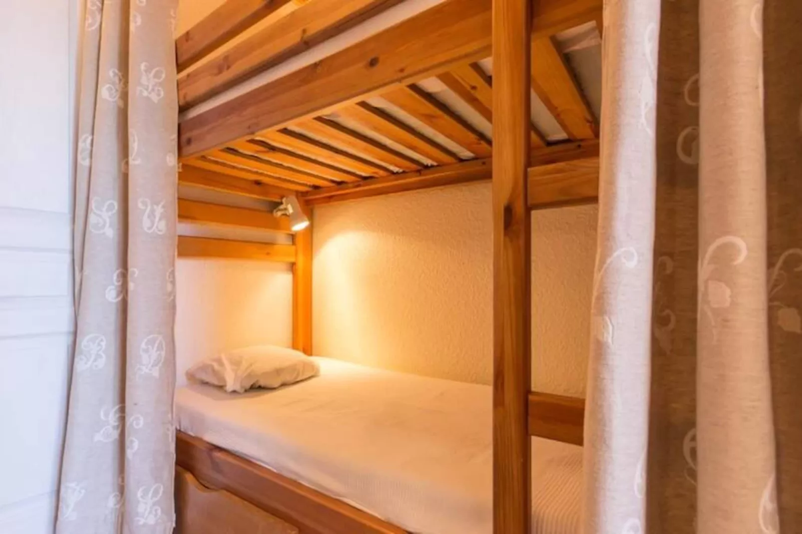 Résidence Apollo-Niet-getagd