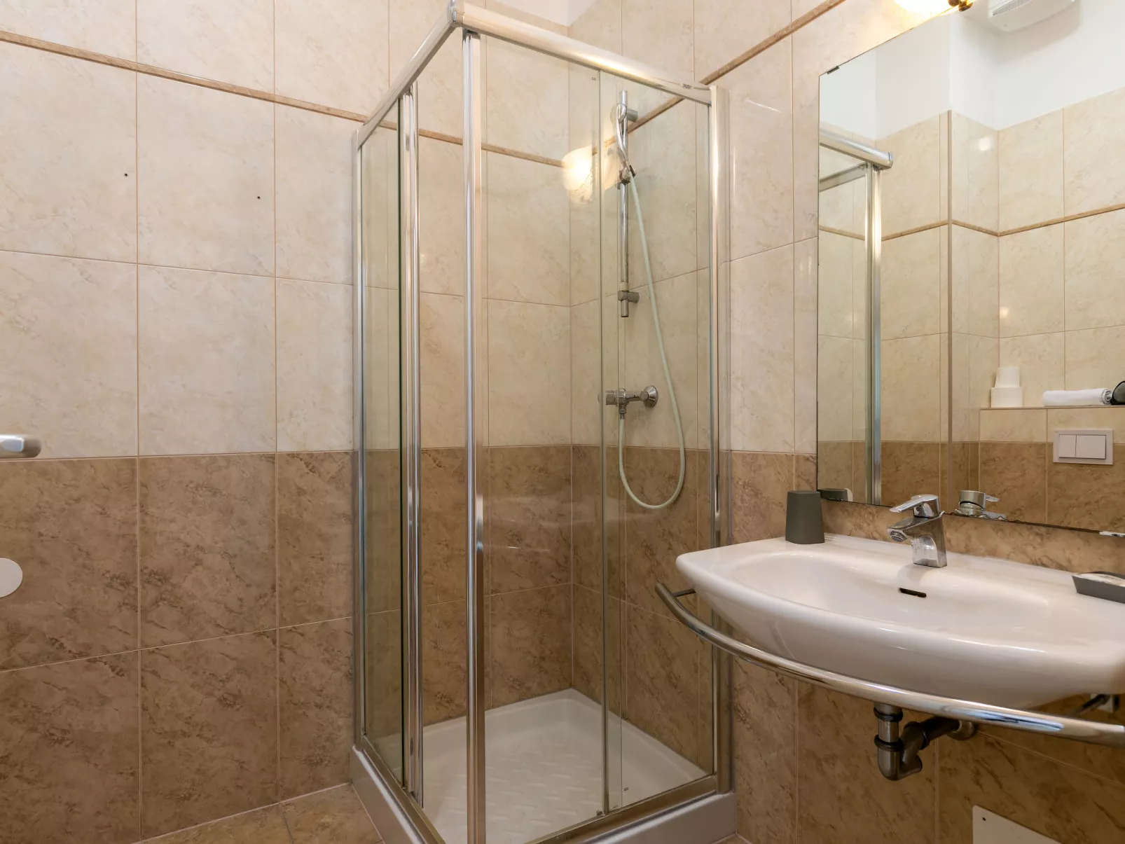 Aparthotel Rotonda Inn-Binnen