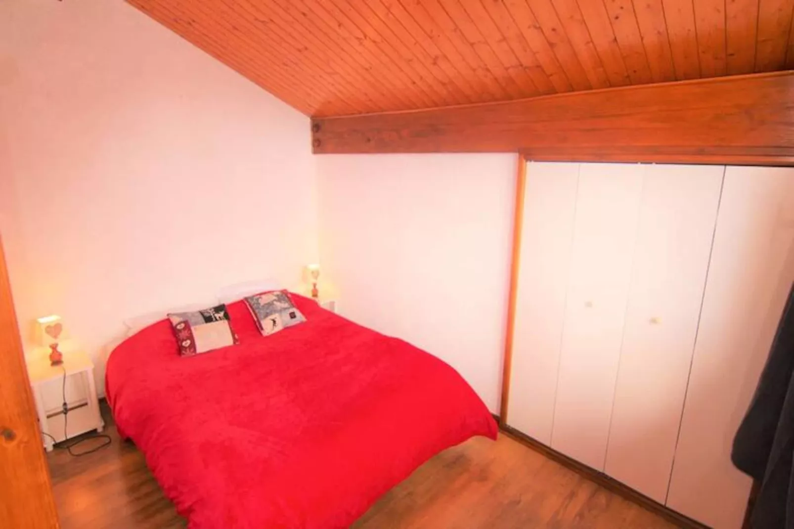 Résidence C.commercial Le Tavaillon-Niet-getagd