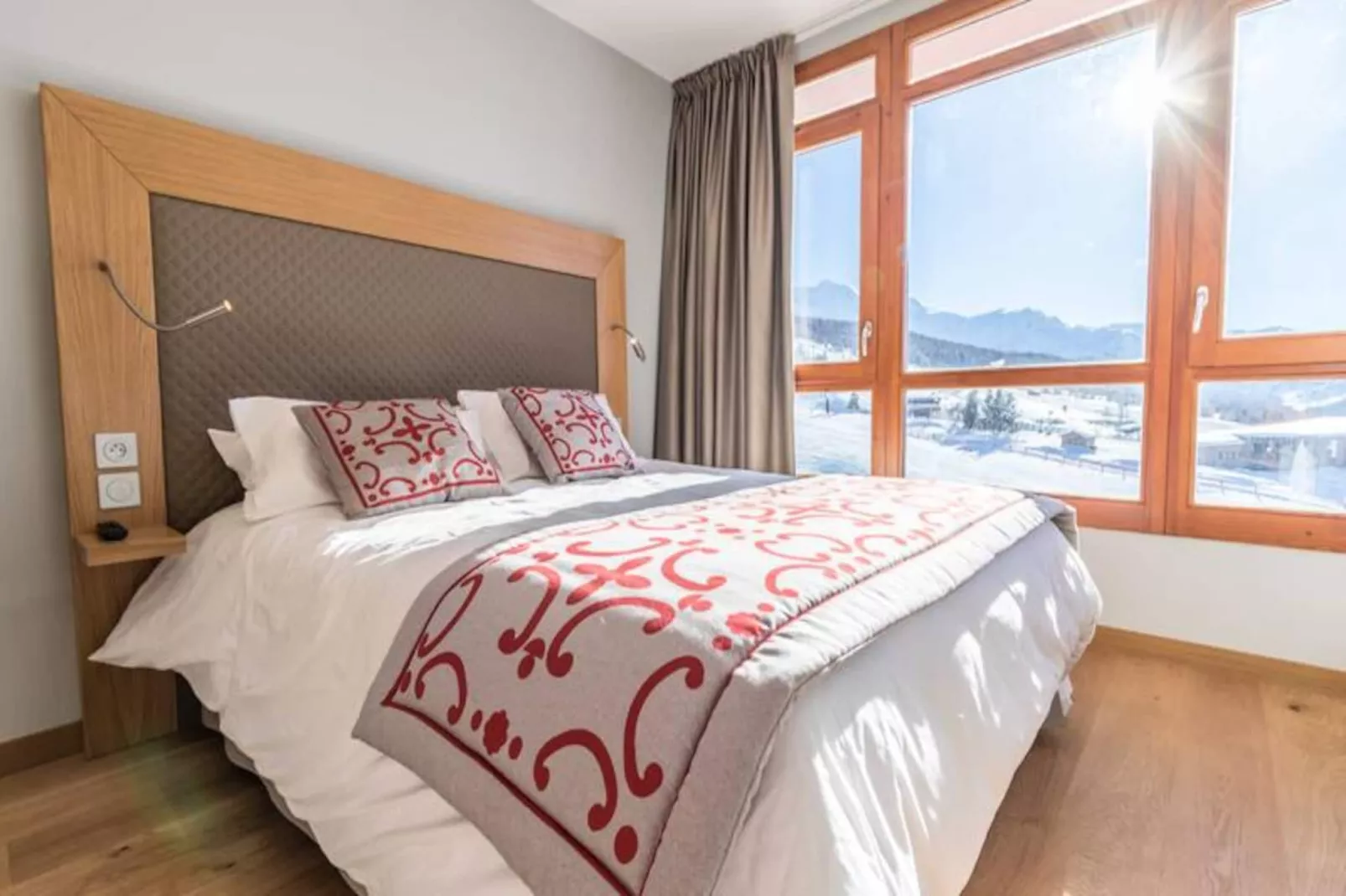 Résidence Les Monarques-Niet-getagd