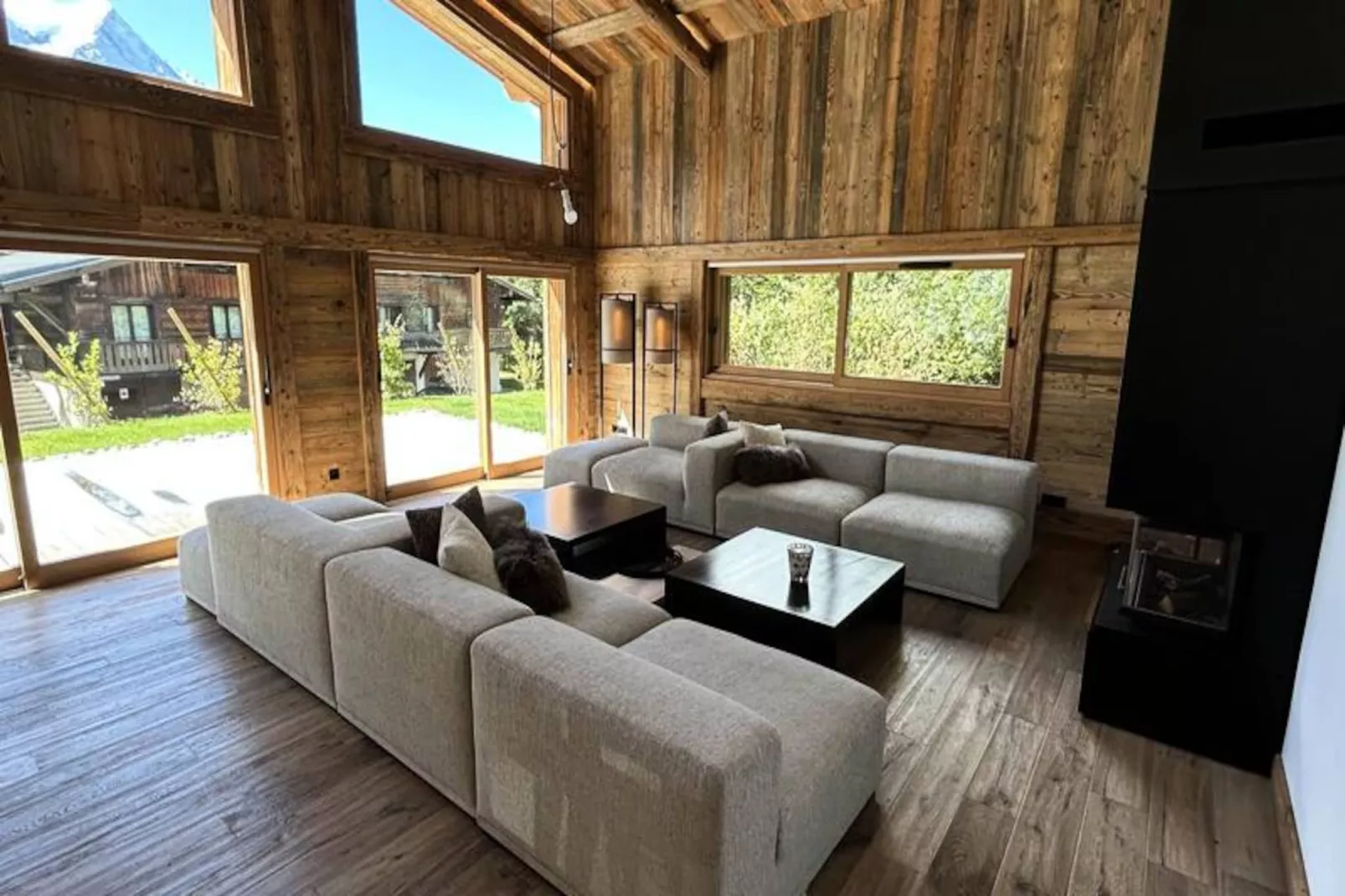 Résidence Black Rock-Niet-getagd