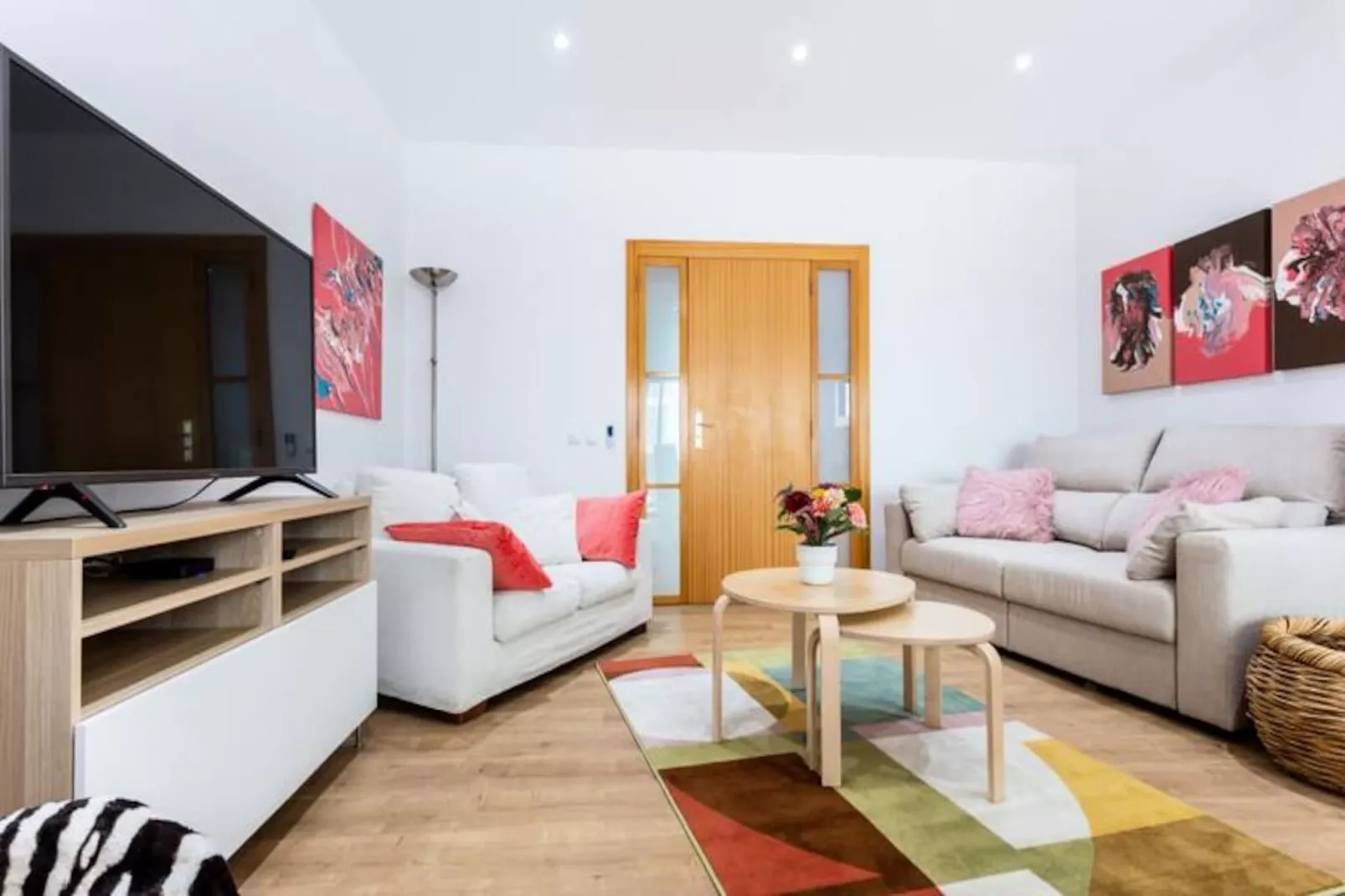 Artistic And Stylish Apartment-Niet-getagd