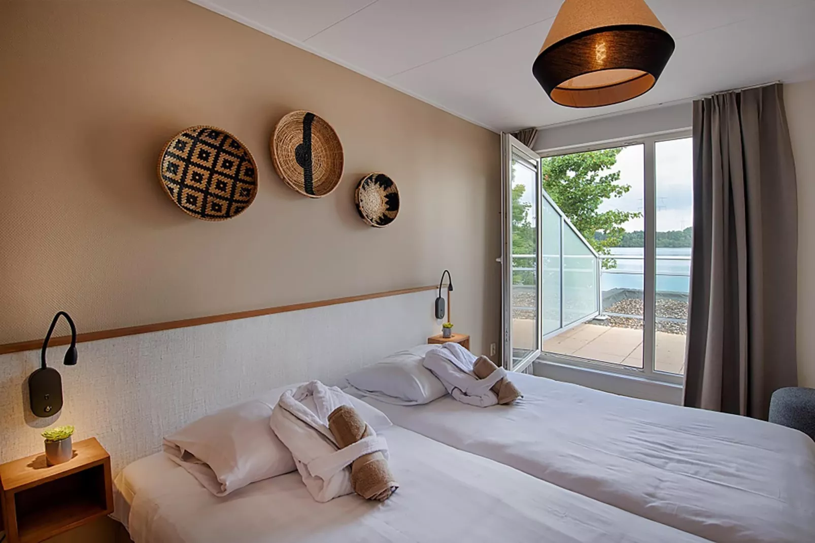 VIP Waterzicht 2-4 persoons-Slaapkamer