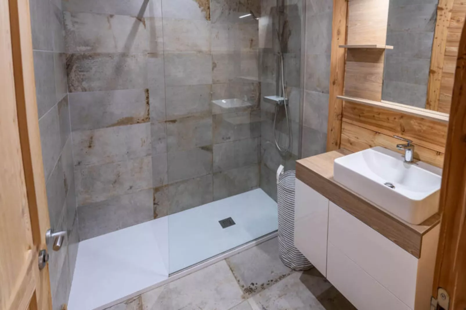 Résidence Pramouton-Niet-getagd