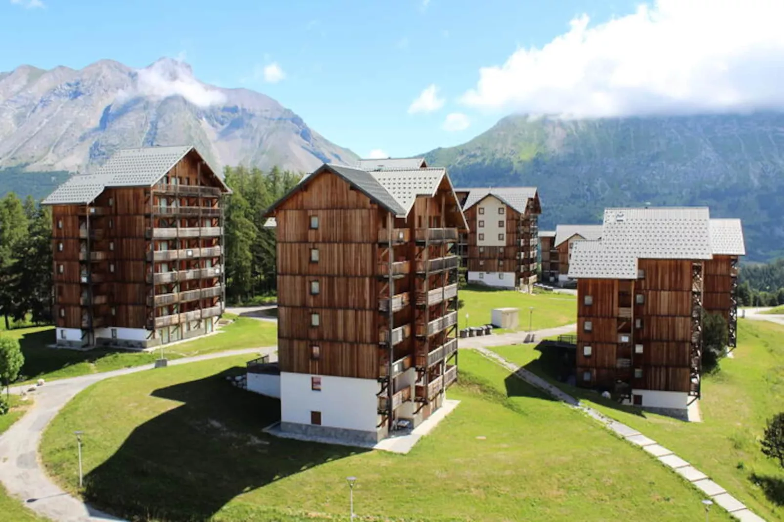Les Chalets De Superd Gentiane-Niet-getagd