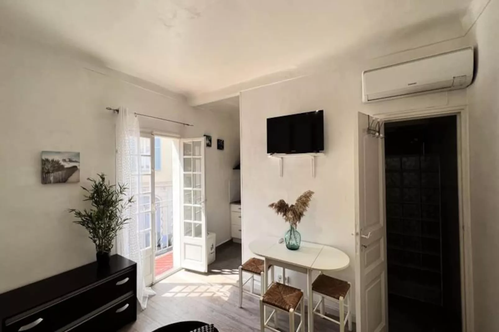 Résidence Studio Rénové Dans Le Coeur Du Vieil Antibes, Wifi, Climatisation-Niet-getagd