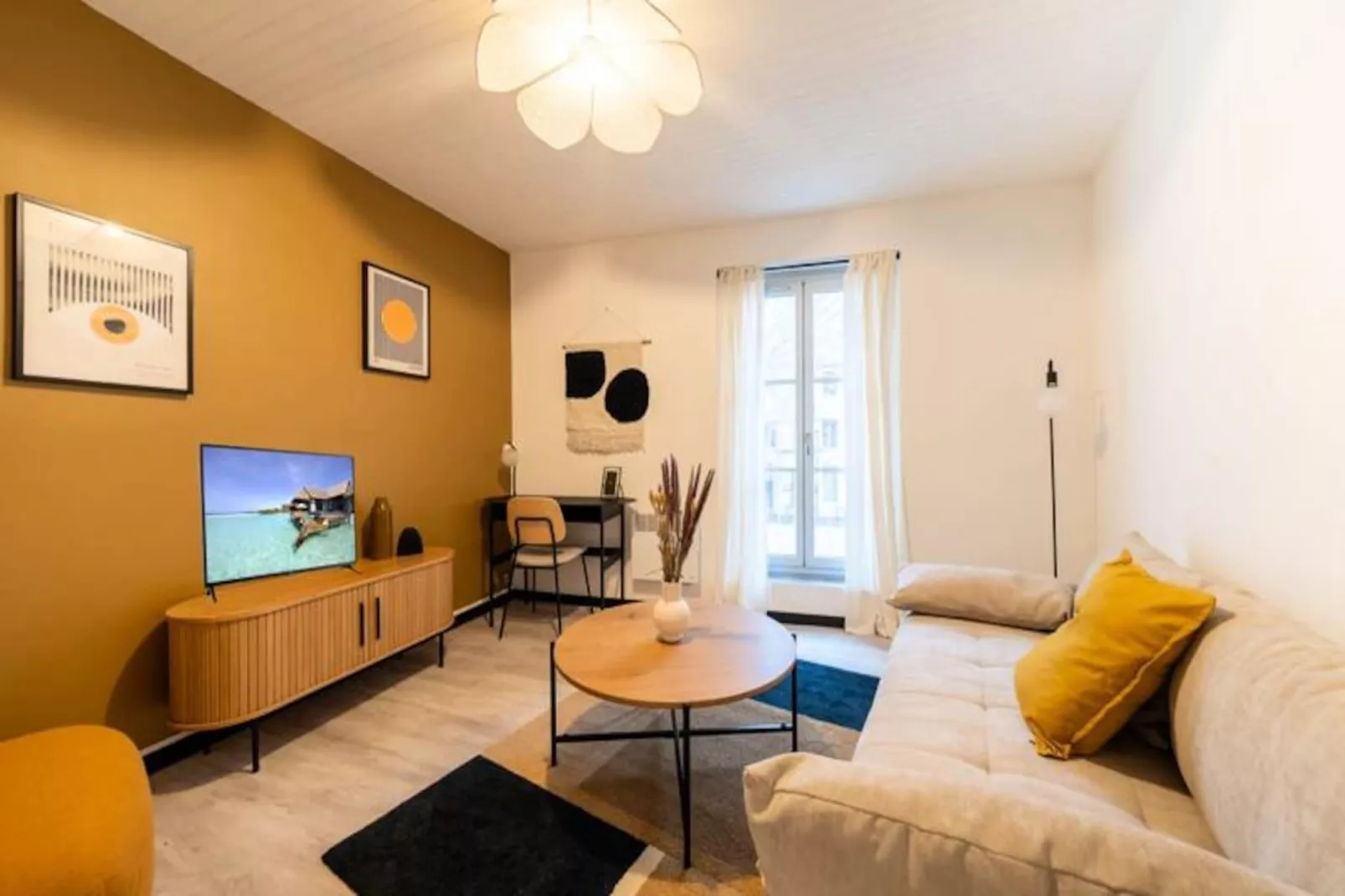 Le Van Gogh - Au C&oelig;ur Historique D&rsquo;arles-Niet-getagd