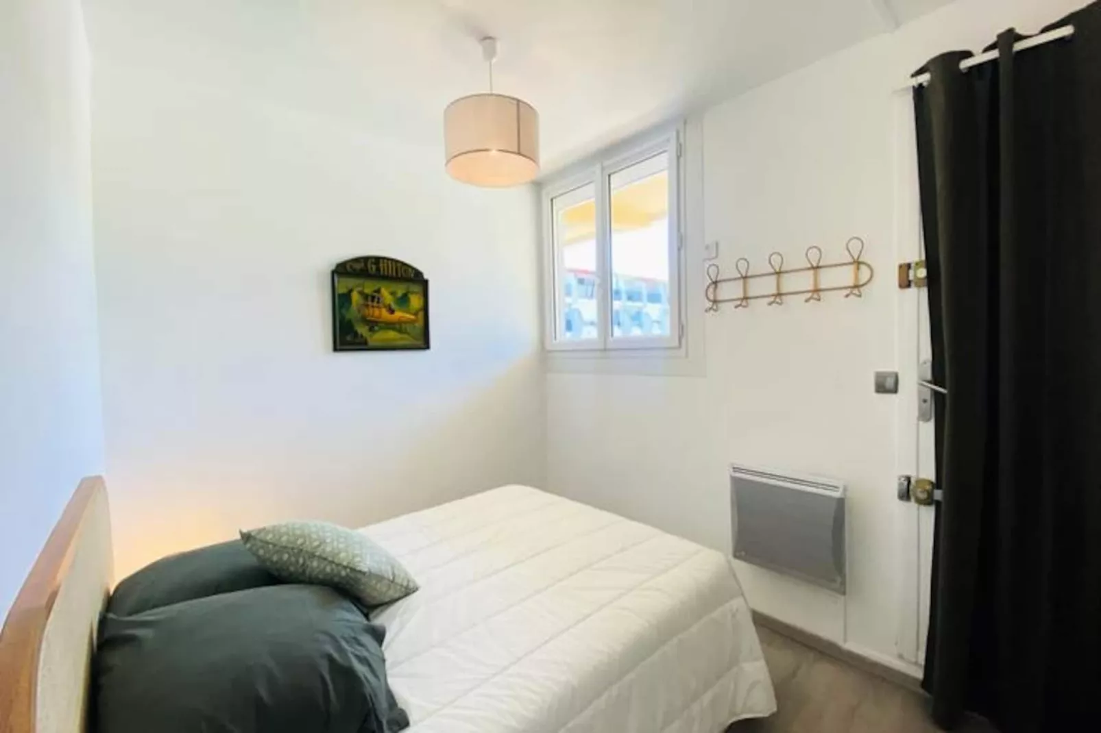 Résidence S&eacute;r&eacute;nit&eacute; - Appartement Une Chambre Proche De La Plage-Niet-getagd