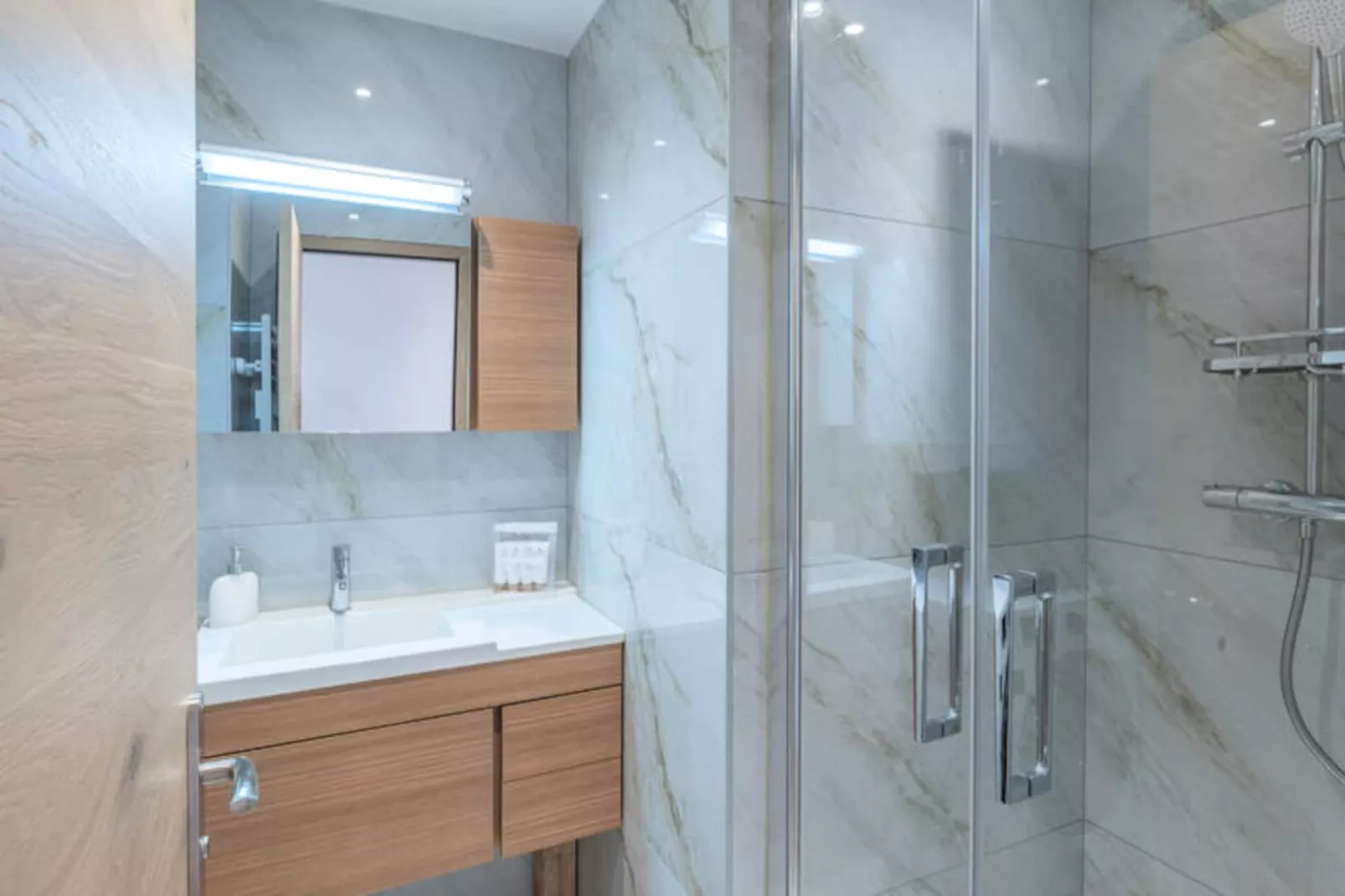 Résidence Les 2 Anges-Niet-getagd