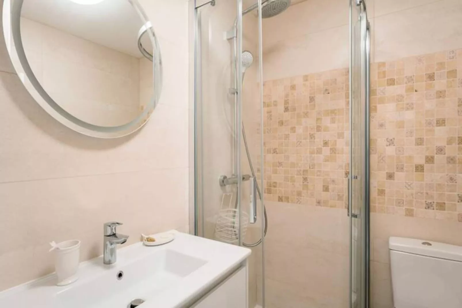 Résidence Les Tennis 2-Niet-getagd