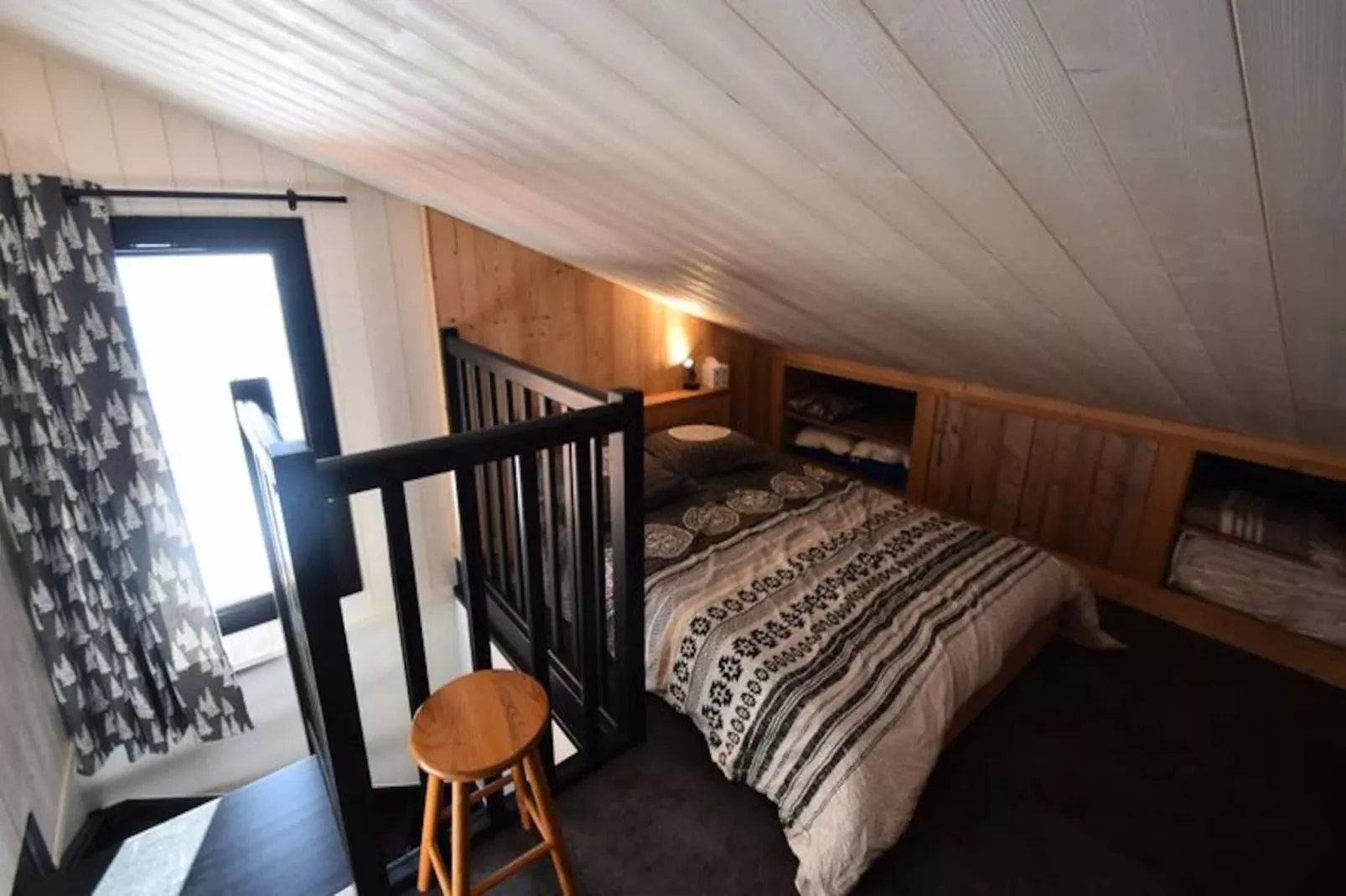 Résidence Le Perce Neige-Niet-getagd