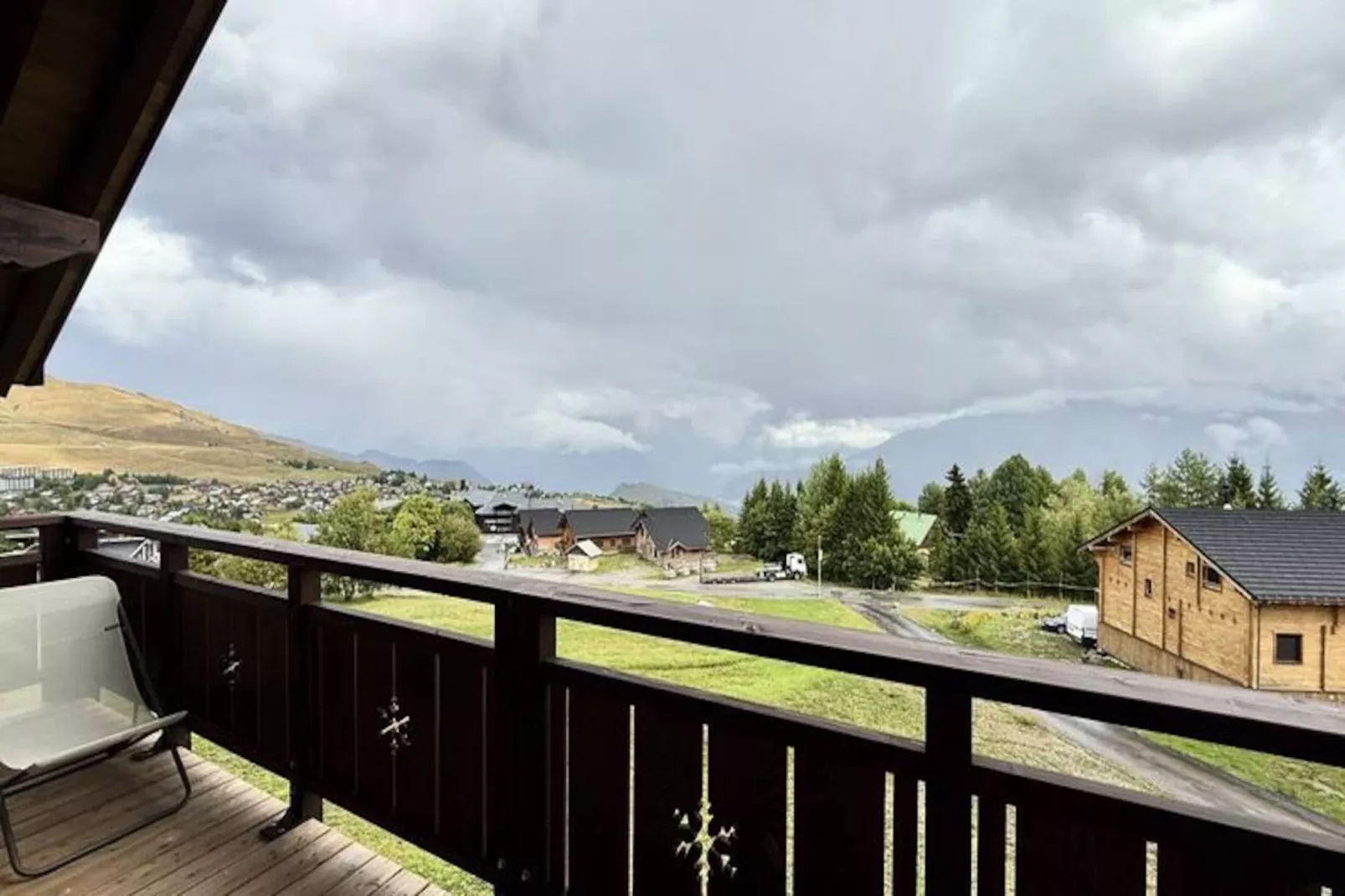 Résidence Complexe Aiguilles-Niet-getagd