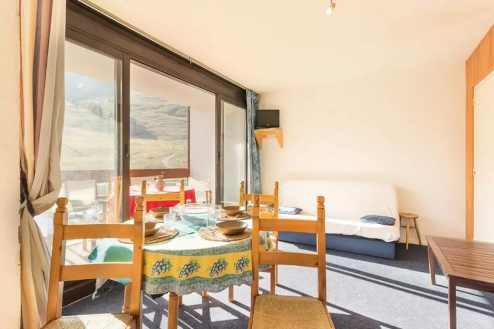 Résidence Baikonour-Niet-getagd