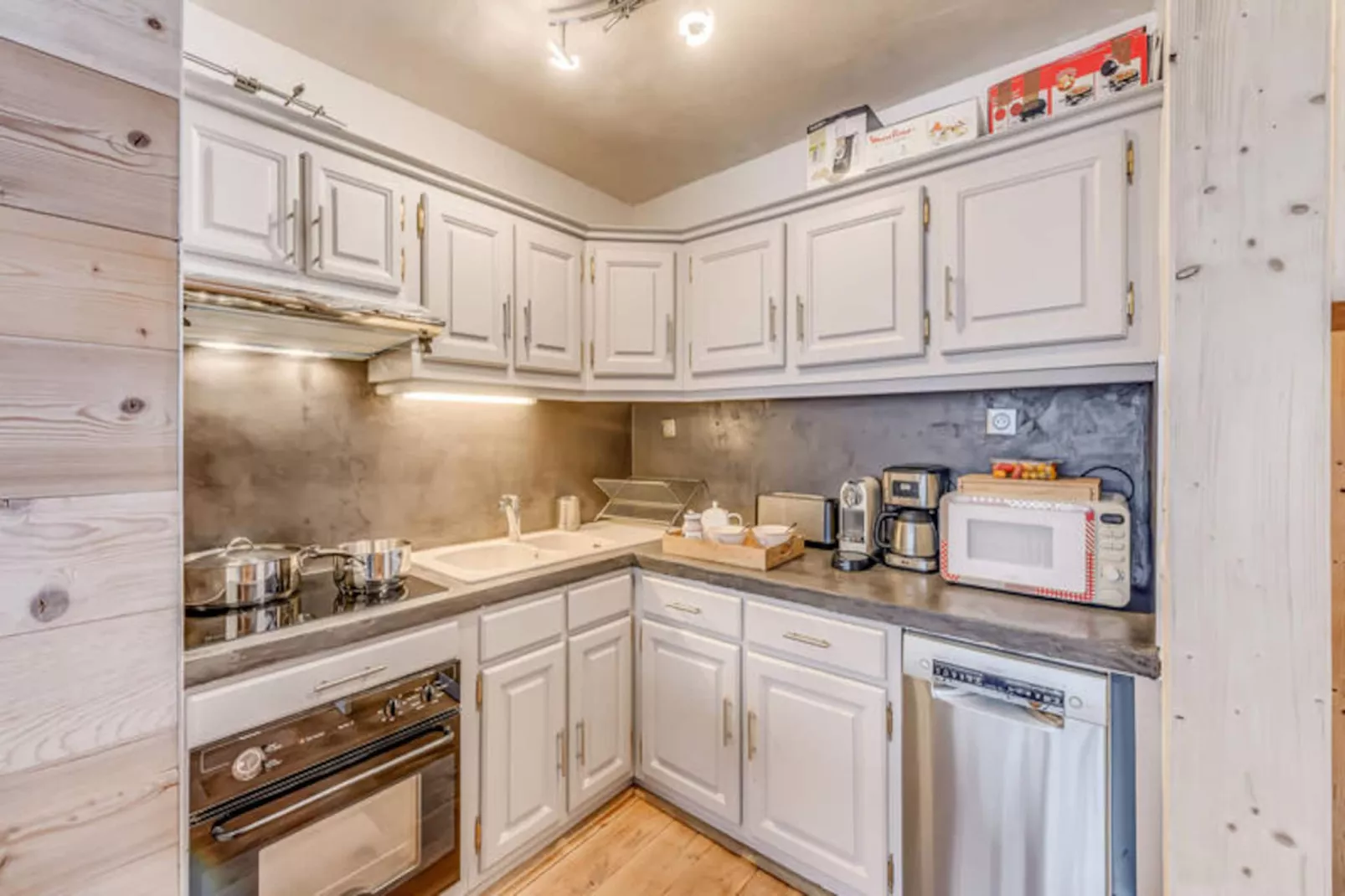 Résidence PrÉmou-Niet-getagd