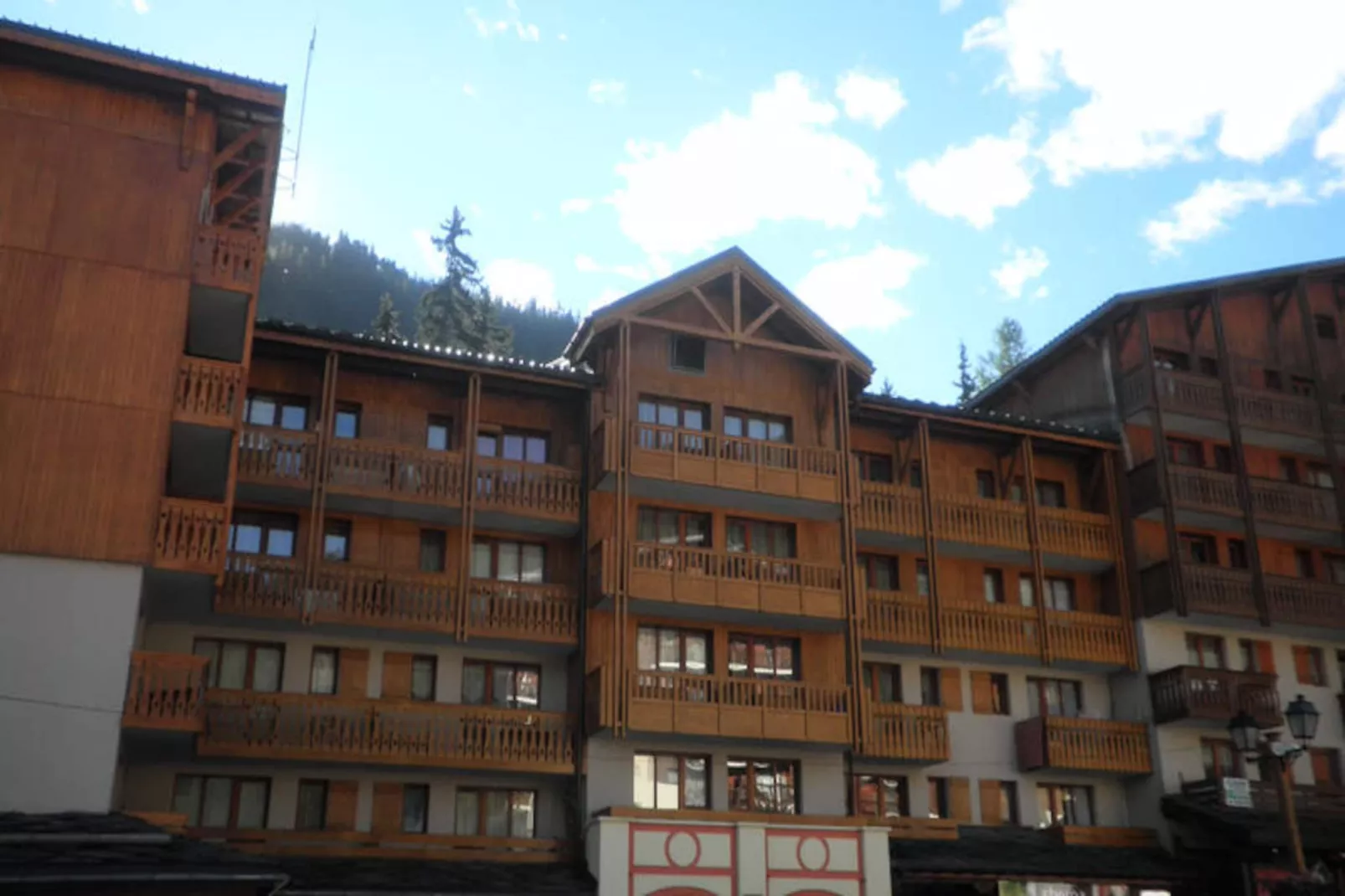 Résidence Melezets-Niet-getagd