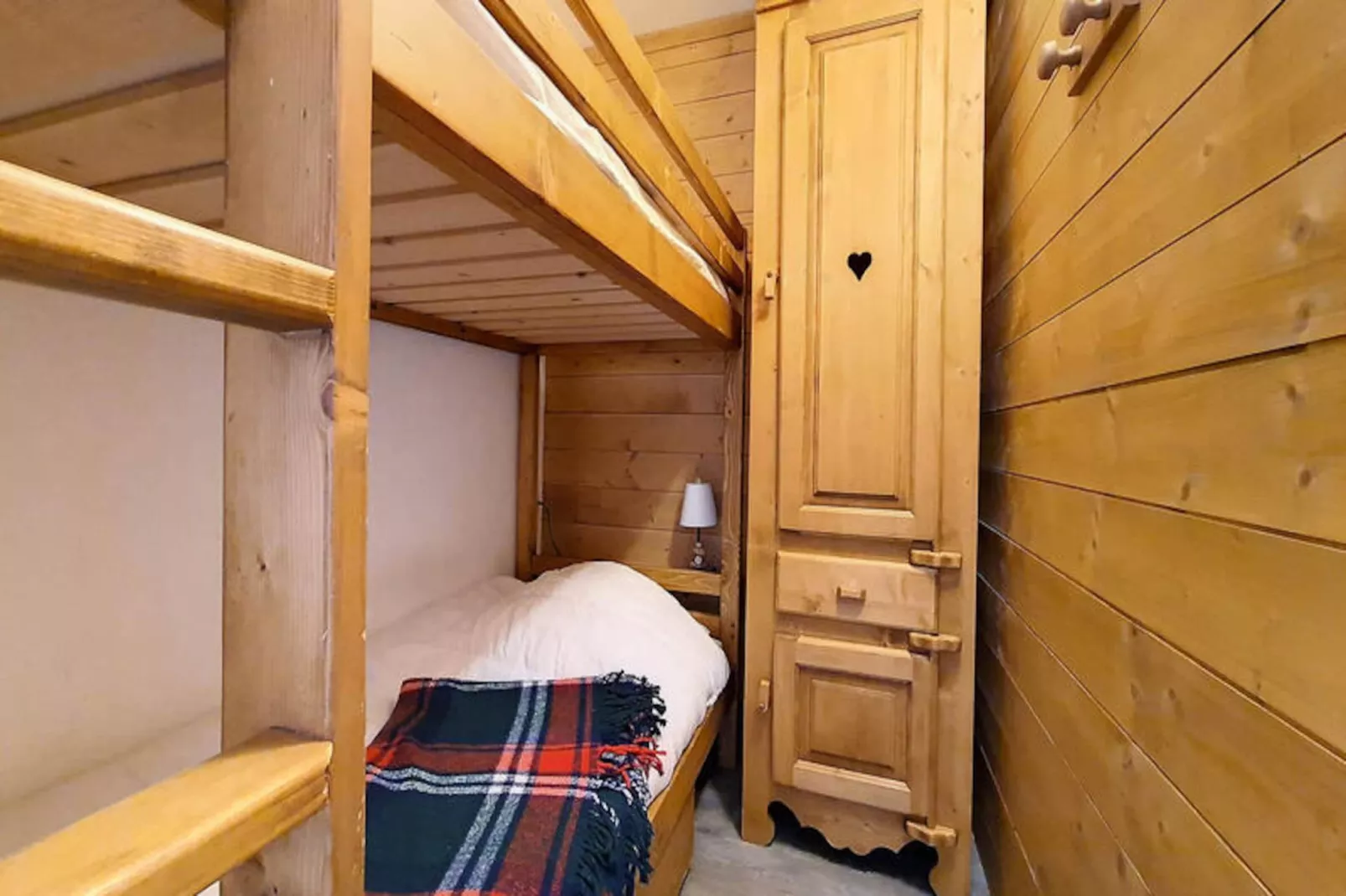 Résidence Lac Du Lou-Niet-getagd