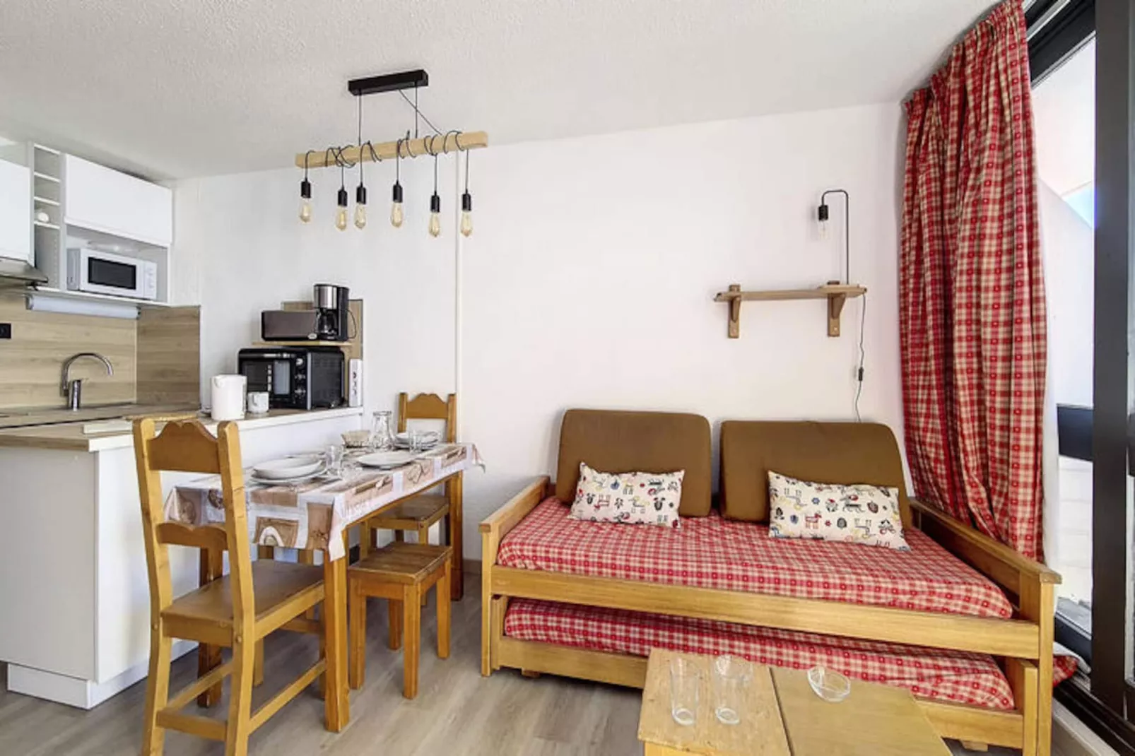 Résidence Cote Brune-Niet-getagd