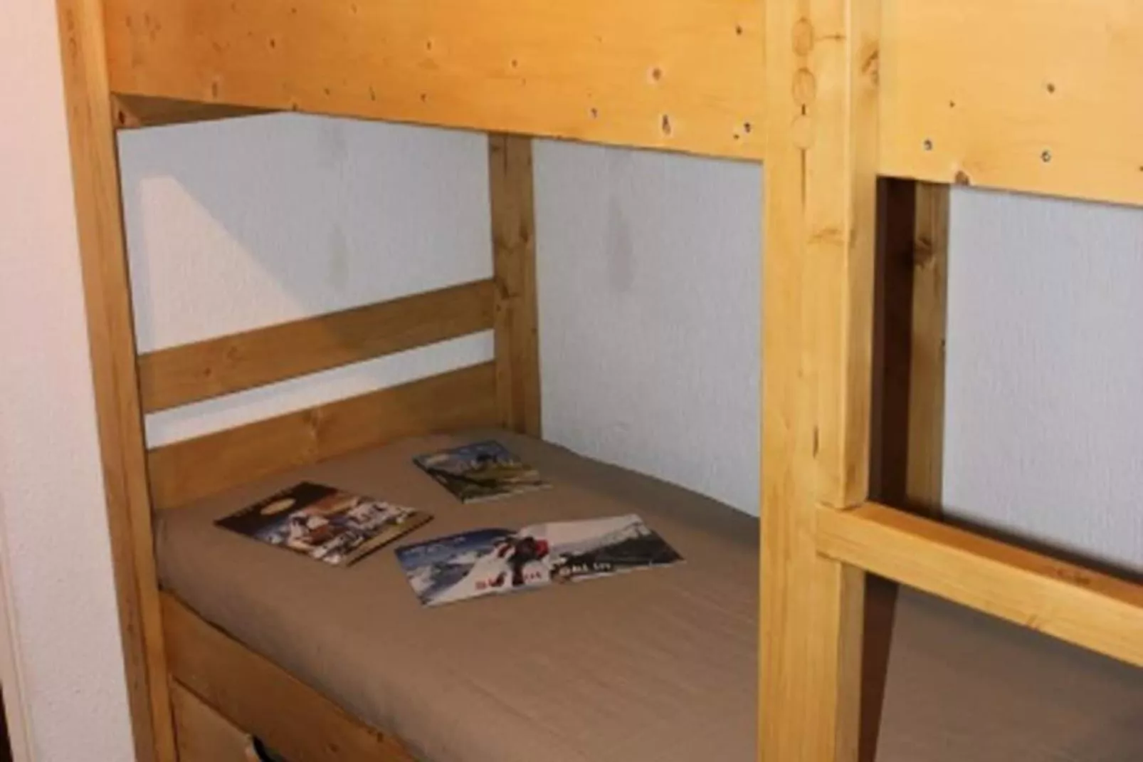 Résidence Neves-Niet-getagd