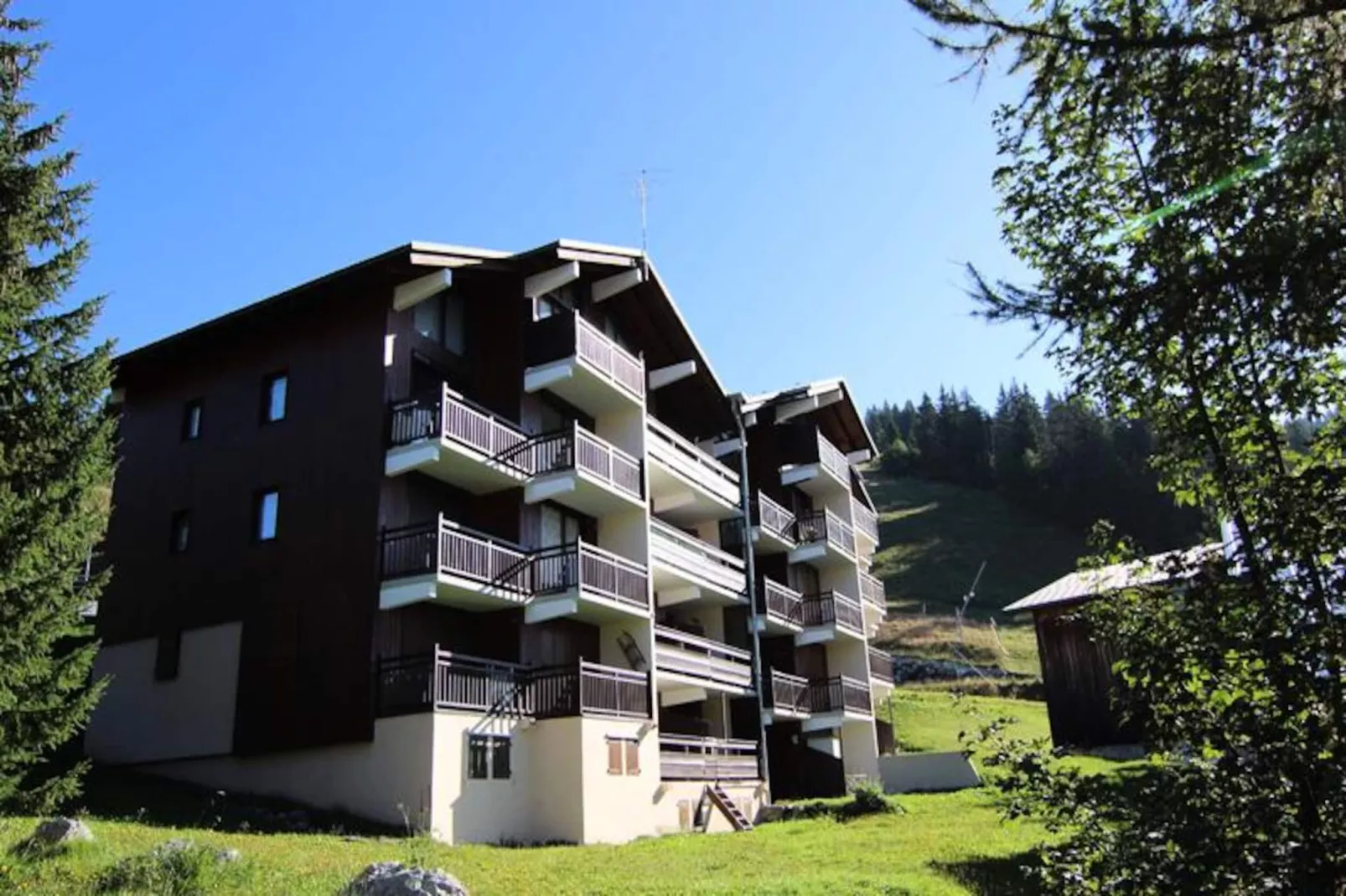 Résidence Neiges D'or-Niet-getagd