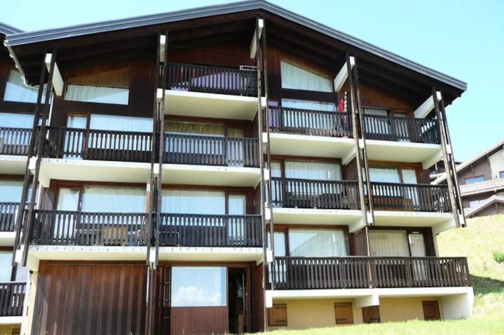 Résidence Cabri-Niet-getagd