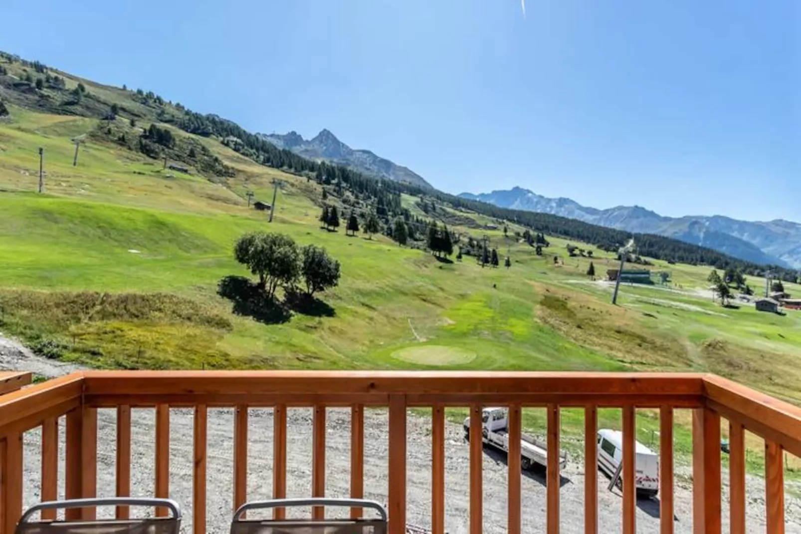 Résidence Les Monarques-Niet-getagd