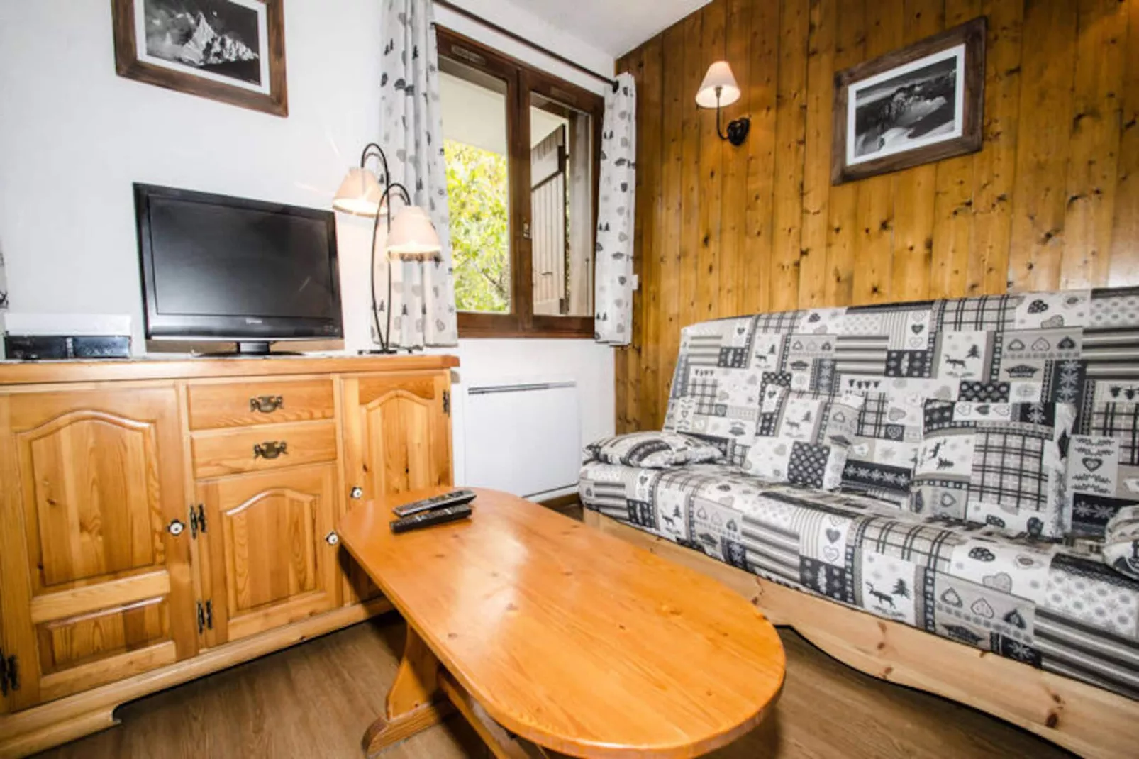 Résidence Choucas-Niet-getagd