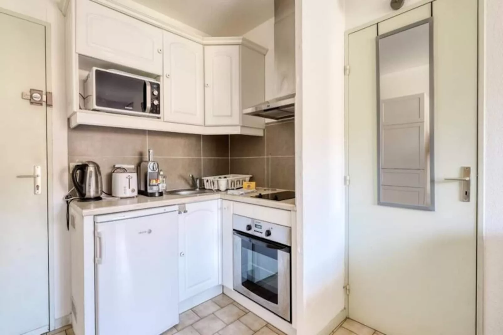 Résidence Lavandou - T2 En Centre Ville - à 200 M De La Mer-Niet-getagd