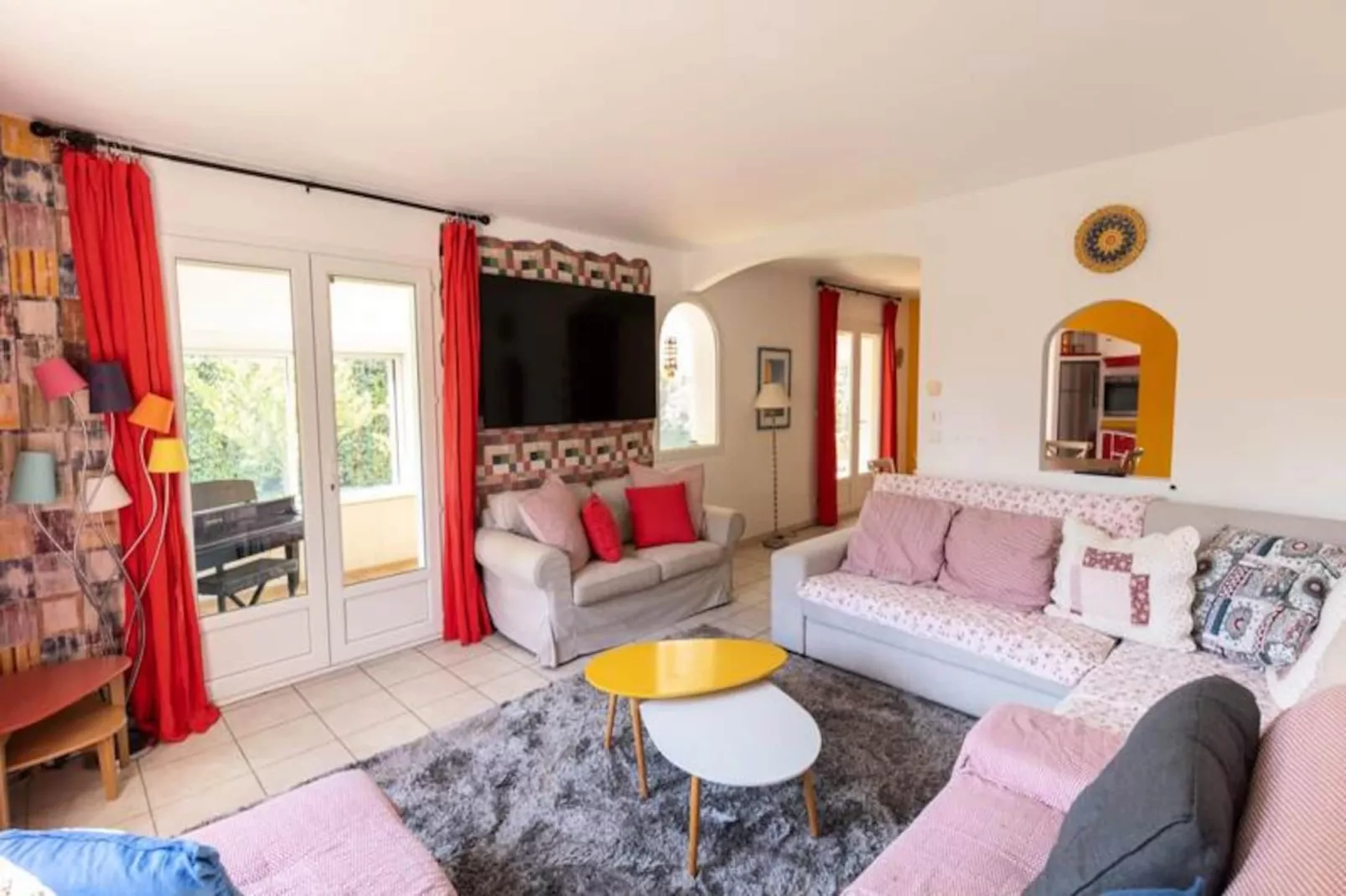 Universo - Piscine Priv&eacute;e Et Grand Jardin-Niet-getagd