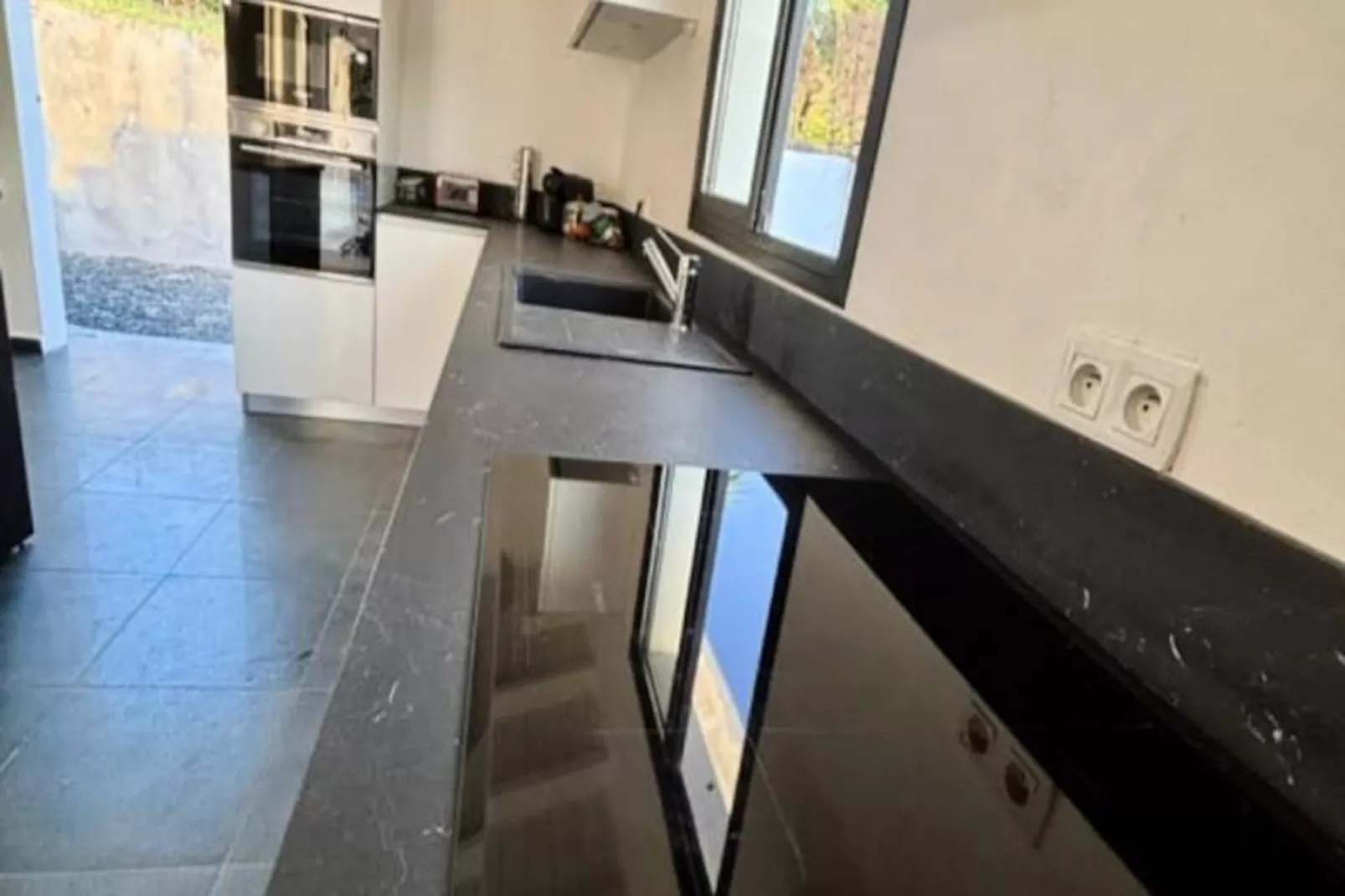 Villa Mai Tai-Niet-getagd