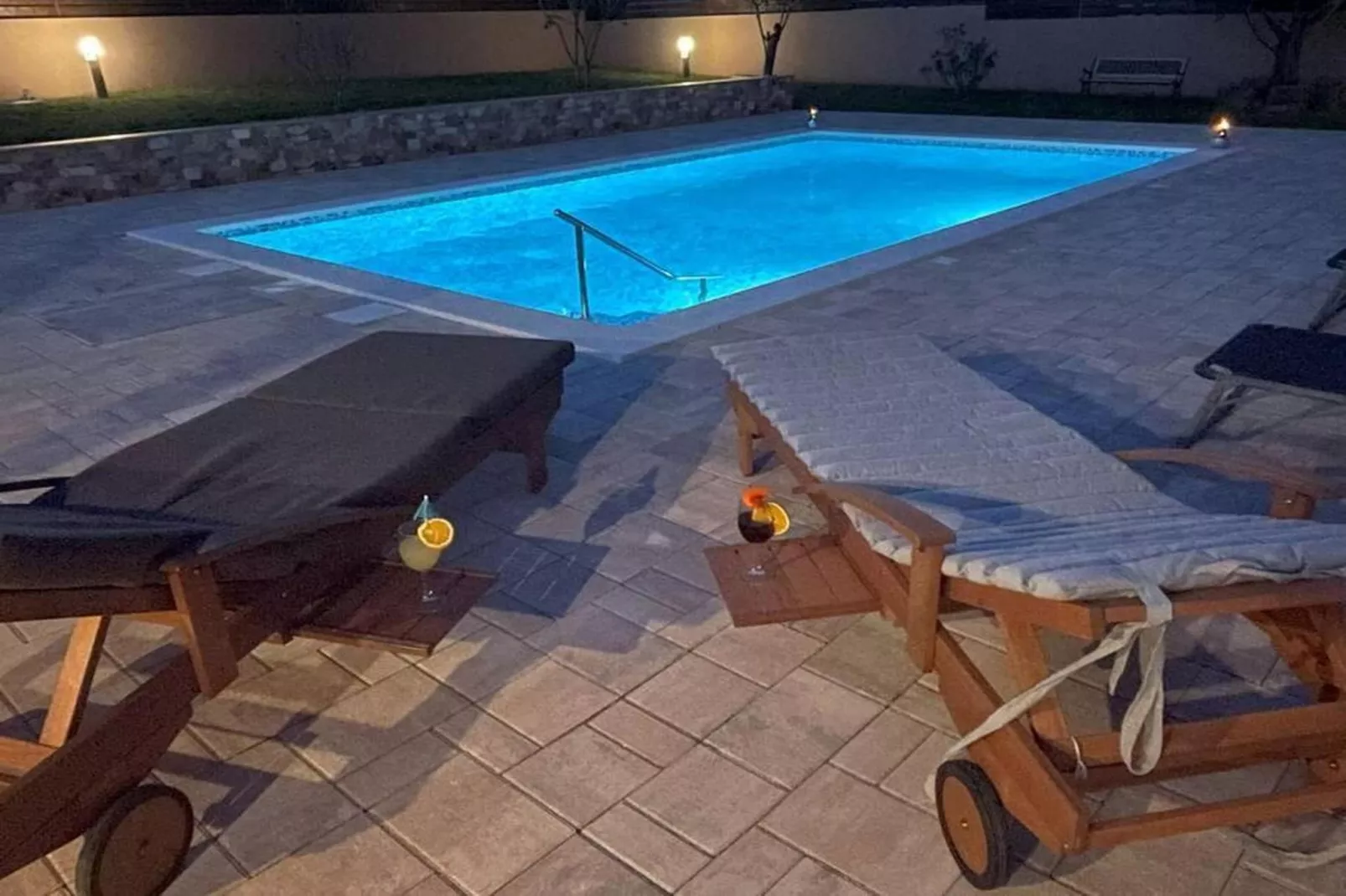 Villa Rosa Apartman-Zwembad