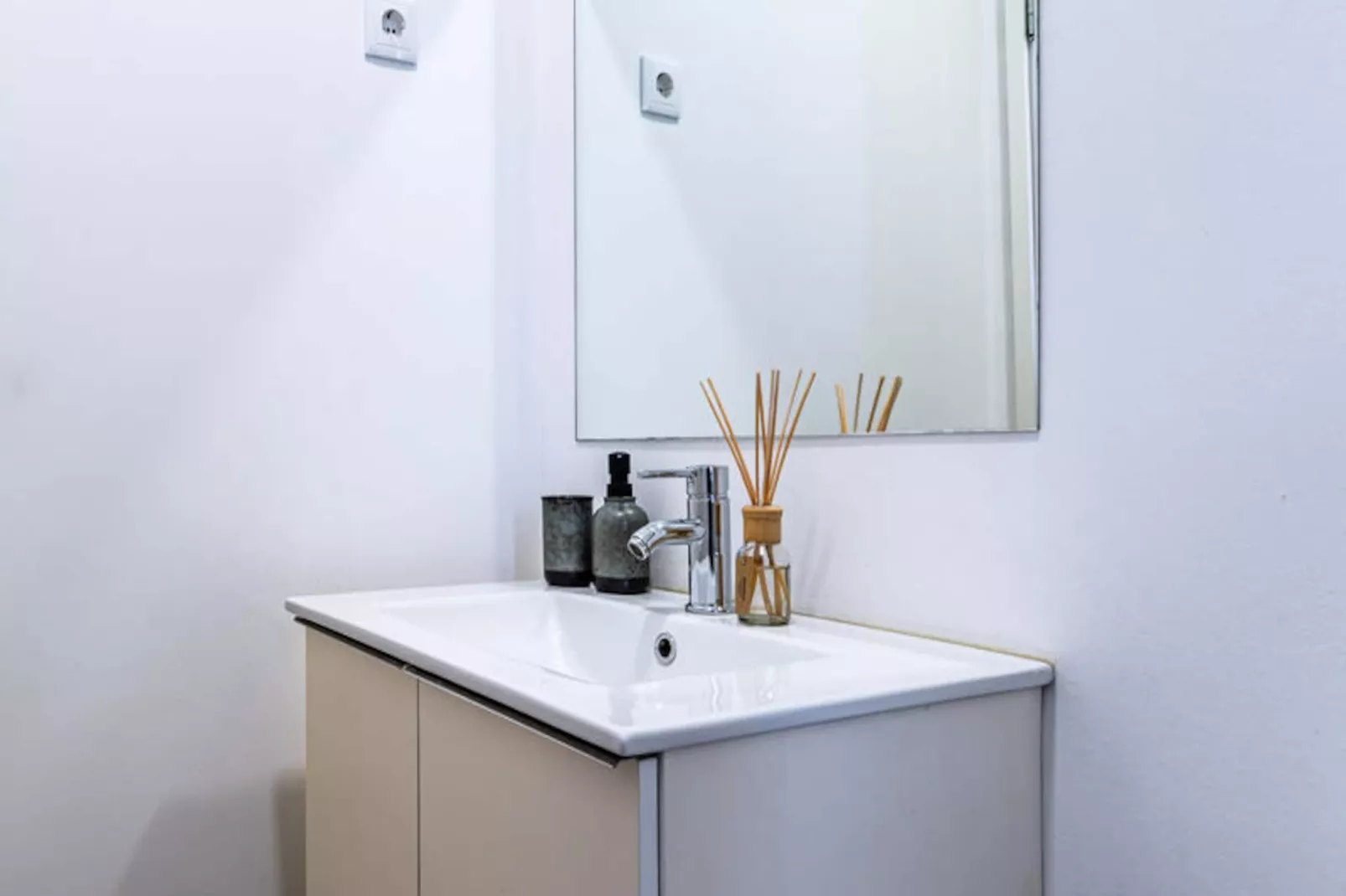 Studio à Porto-Niet-getagd