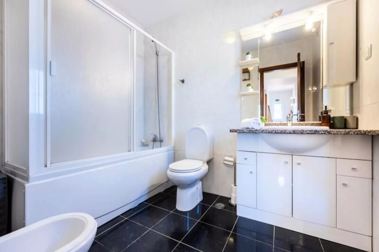 Casa May-Niet-getagd