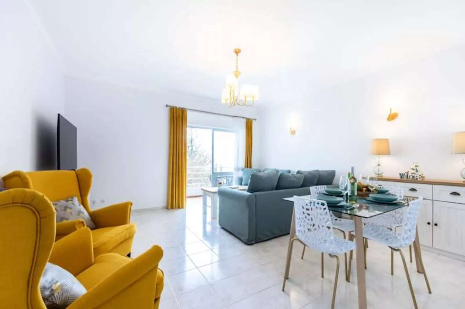 Stylish Seashore Apartment-Niet-getagd