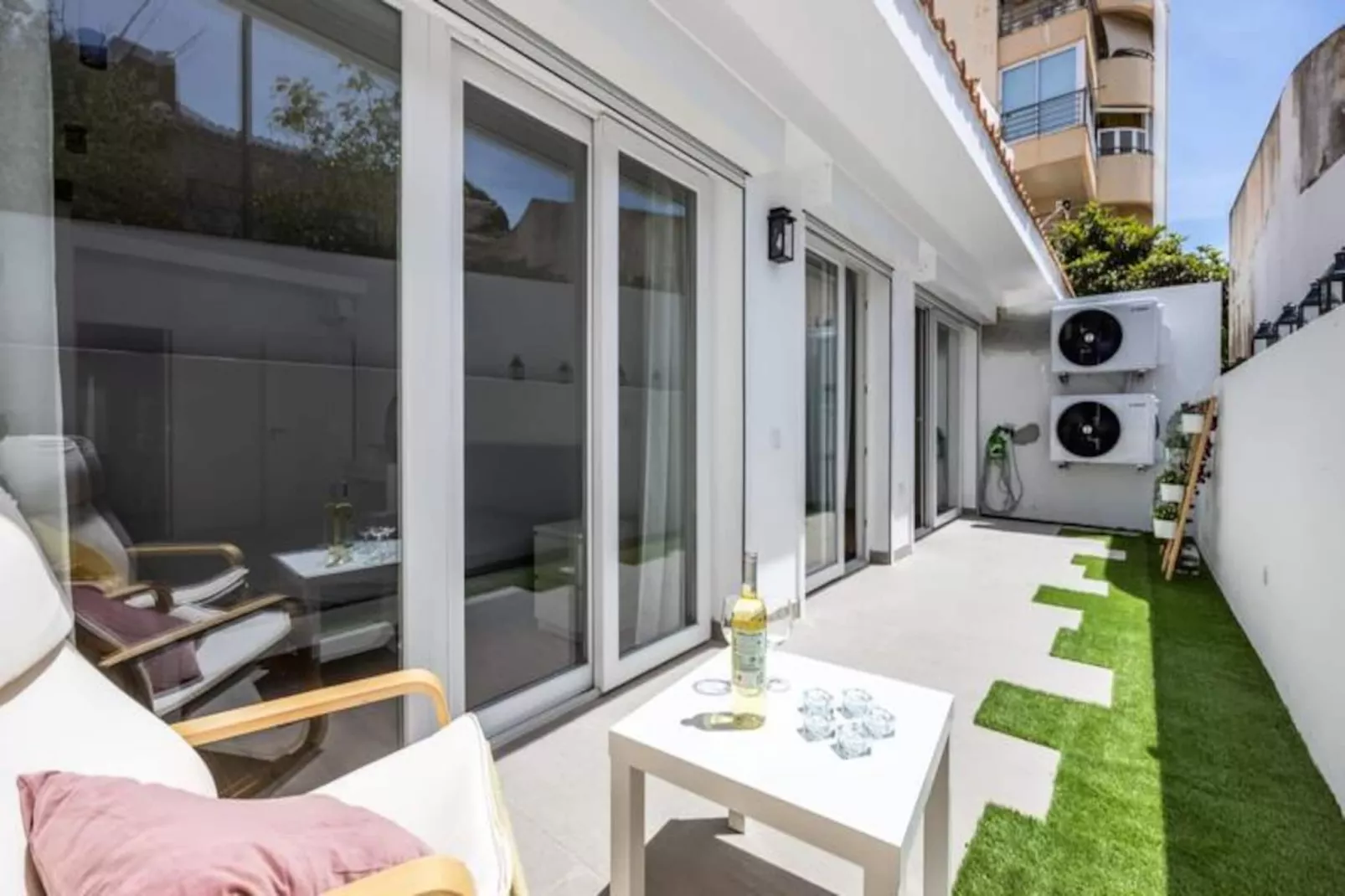 Alfamar In&ecirc;s Apartment-Niet-getagd