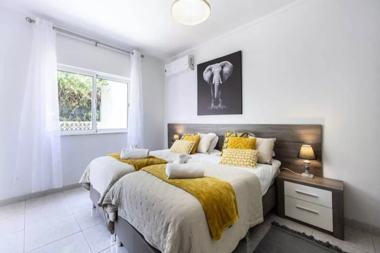 Condo R&eacute;nov&eacute; Au Bord De La Piscine - Au Coeur De Carvoeiro !-Niet-getagd