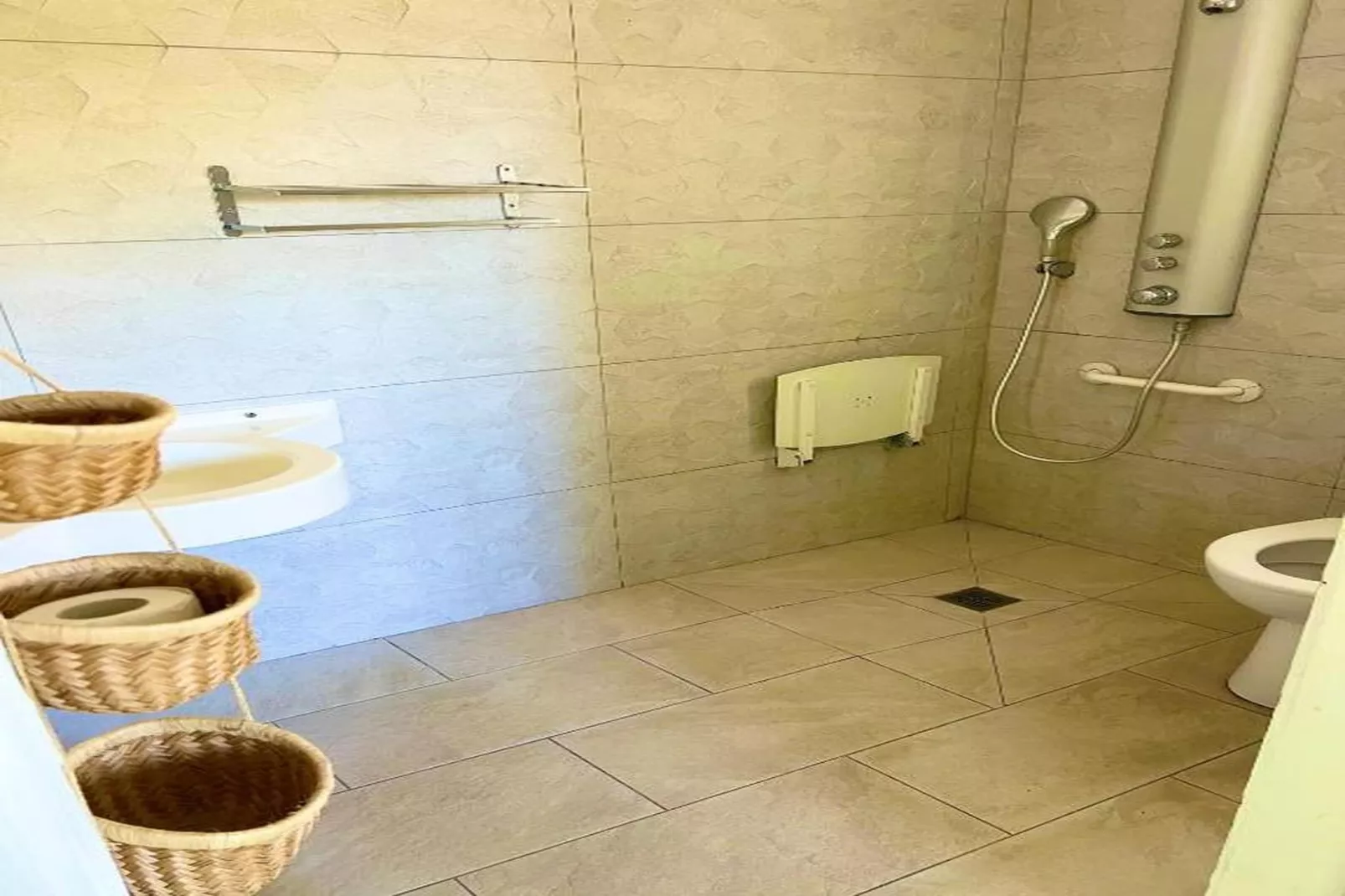 Cap Vanisa/Chambre Lit Queen-Size-Badkamer