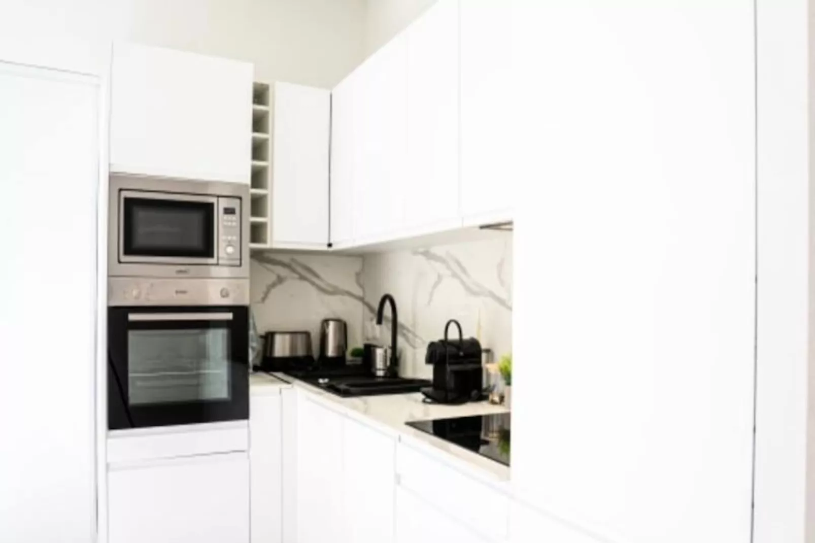 06bz - Appartement Moderne Au C&oelig;ur Du Port-Niet-getagd