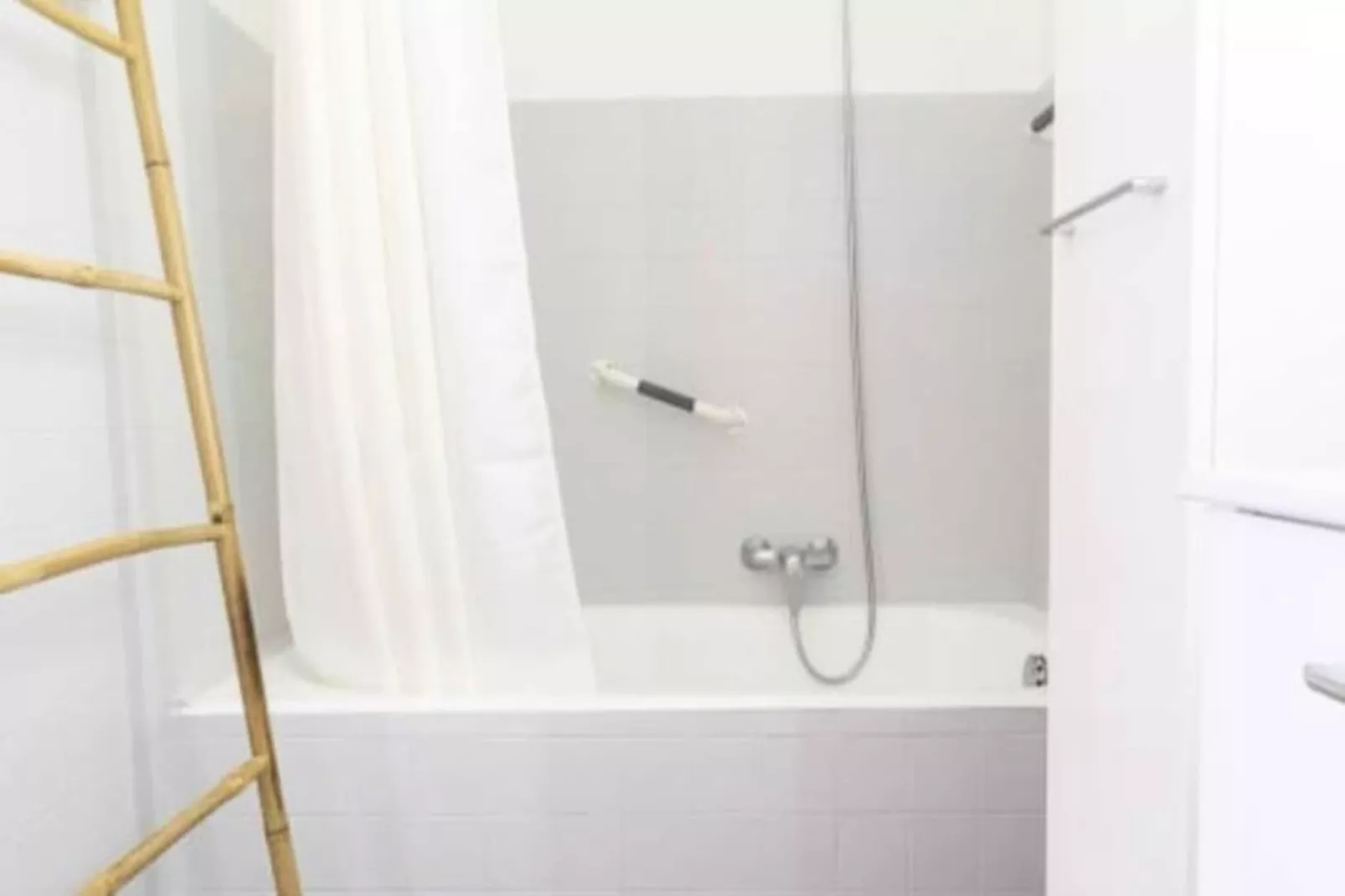 Résidence Centre D'antibes, Spacieux 3 Pièces Avec Terrasse Et Climatisation-Niet-getagd