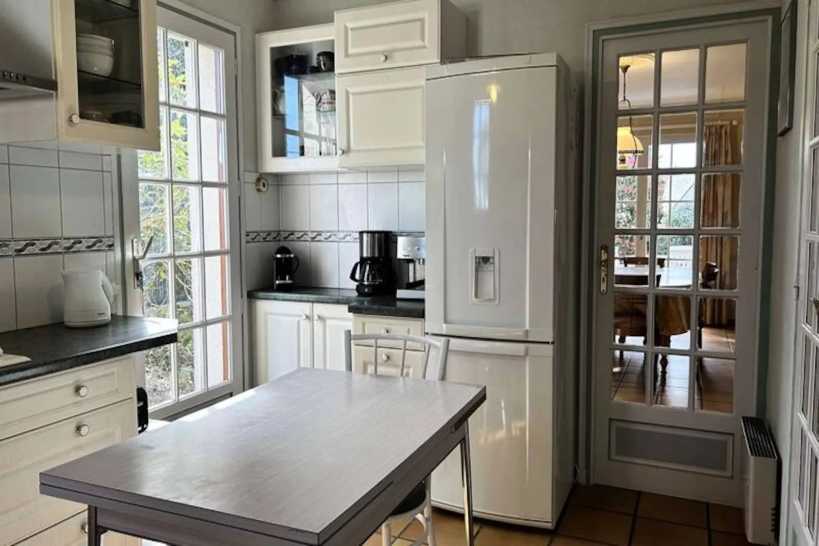 Résidence Les Hôpitaux-Niet-getagd